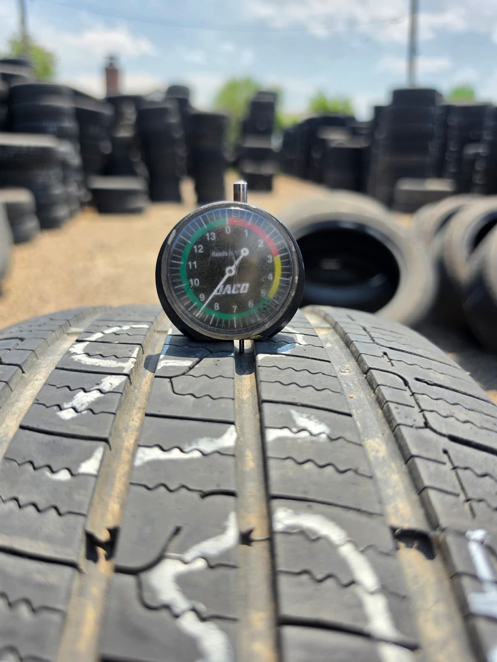 215/55R16 Single (1 Used Tire) Dean Tires Road Control 2