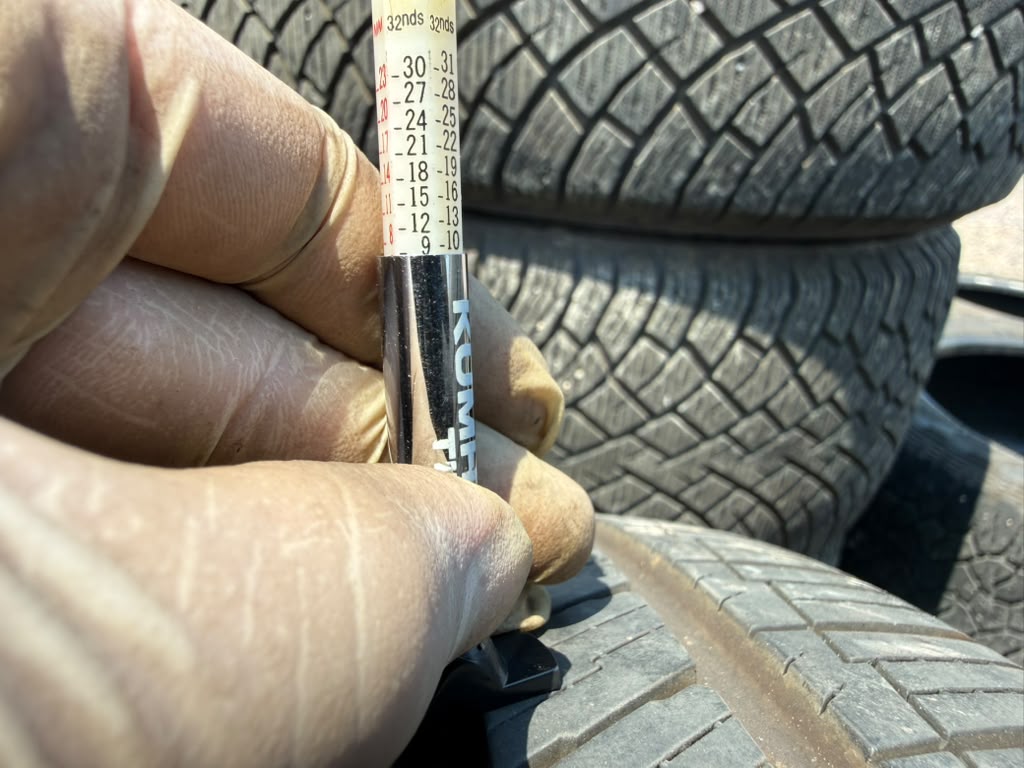 255/55R18 Pair (2 Used Tires) Summit Trail Climber