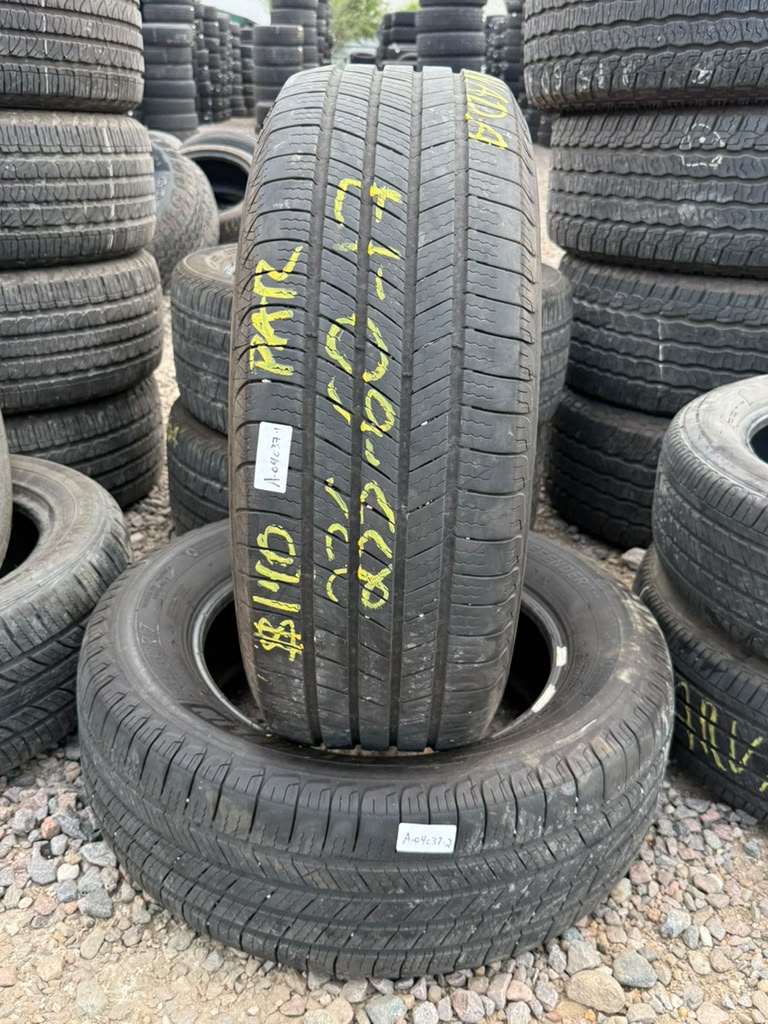 235/60R17 Pair (2 Used Tires) Michelin Defender T+H