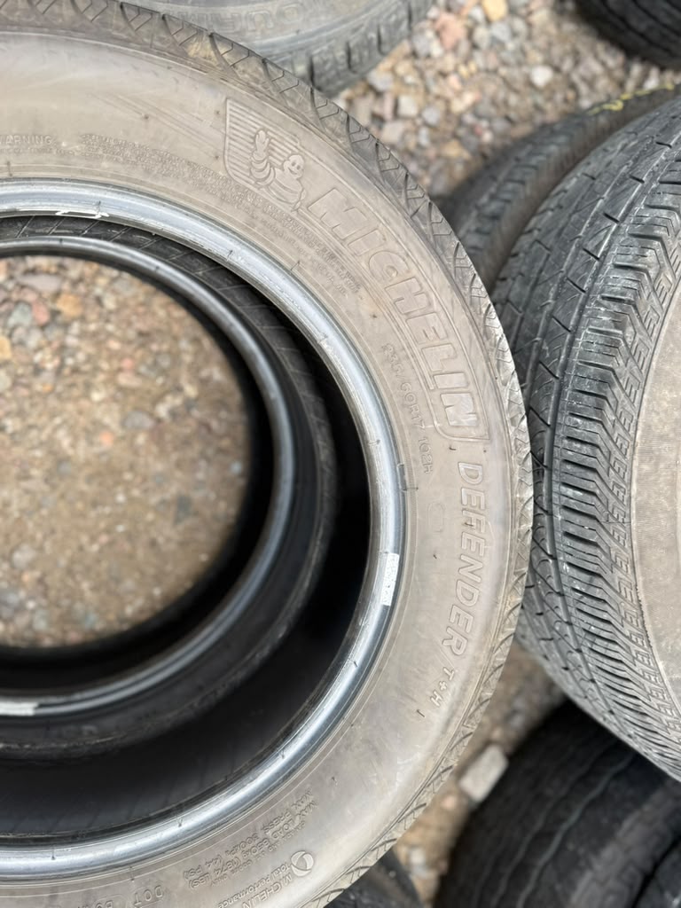 235/60R17 Pair (2 Used Tires) Michelin Defender T+H