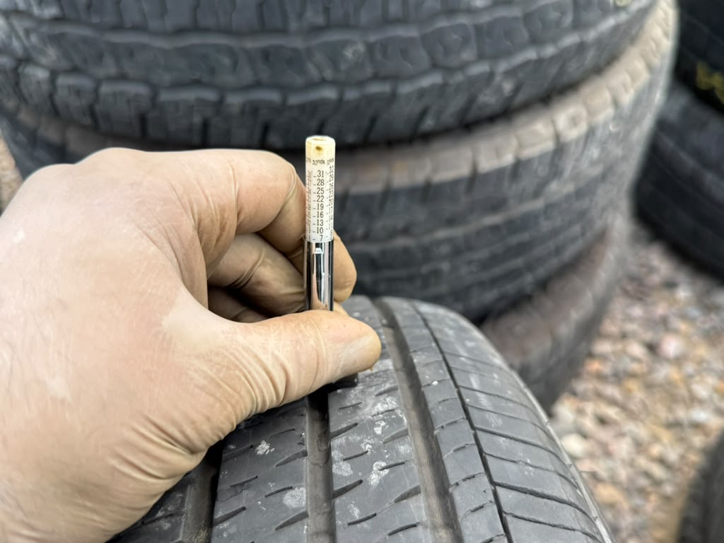 205/55R17 Pair (2 Used Tires) Firestone FT140