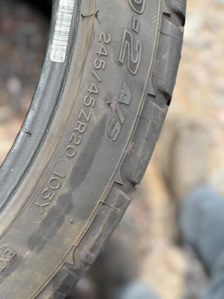 245/45R20 Pair (2 Used Tires) Bfgoodrich GForce Comp2