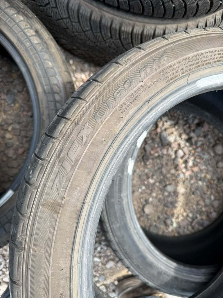 235/45R19 Pair (2 Used Tires)Falken Ziex CT60