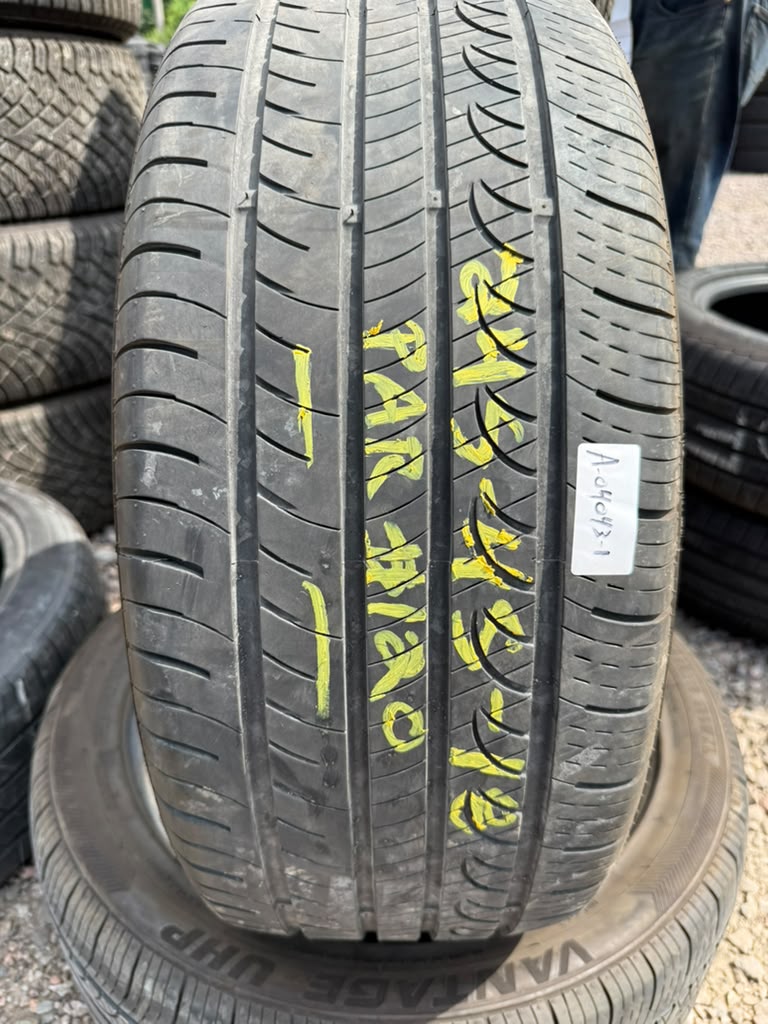 245/45R18 Pair (2 Used Tires) Vantage UHP