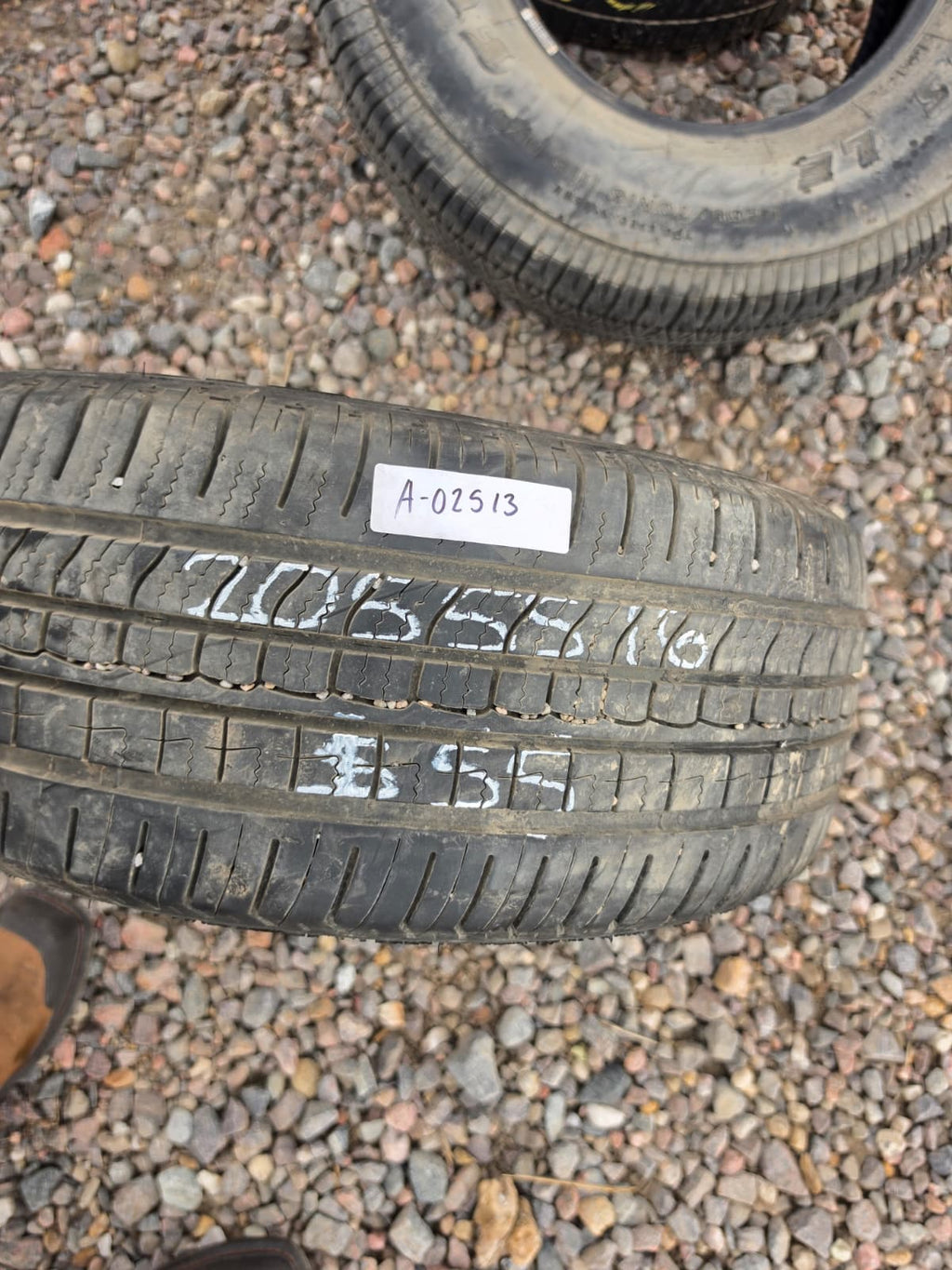 205/55R16 Single (1 Used Tire) Big O Legecy Tour Plus