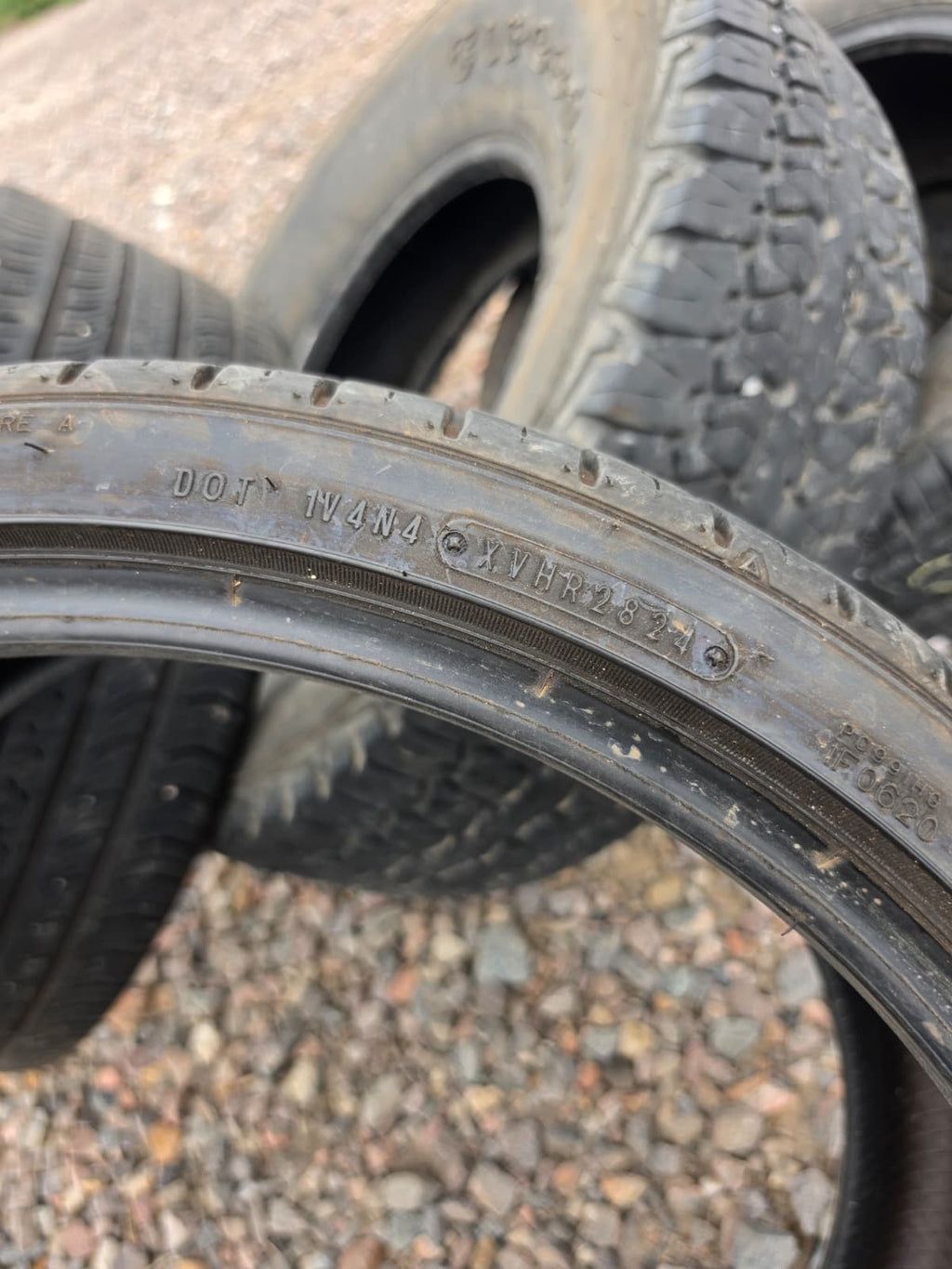 235/35R20 Single (1 Used Tire) Falken Azenis