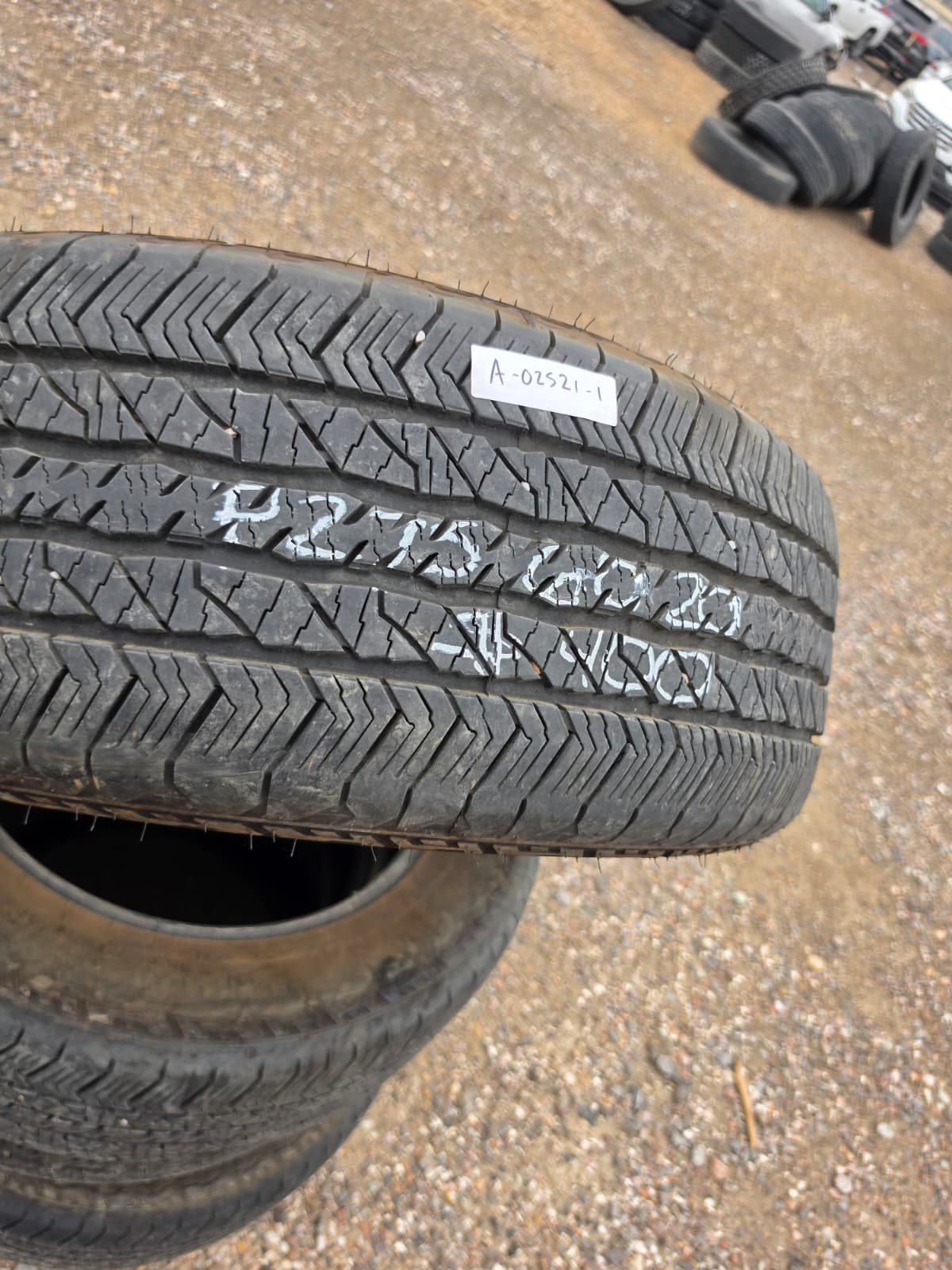 275/60R20 Set (4 Used Tire) Kankook DynaPro AT2