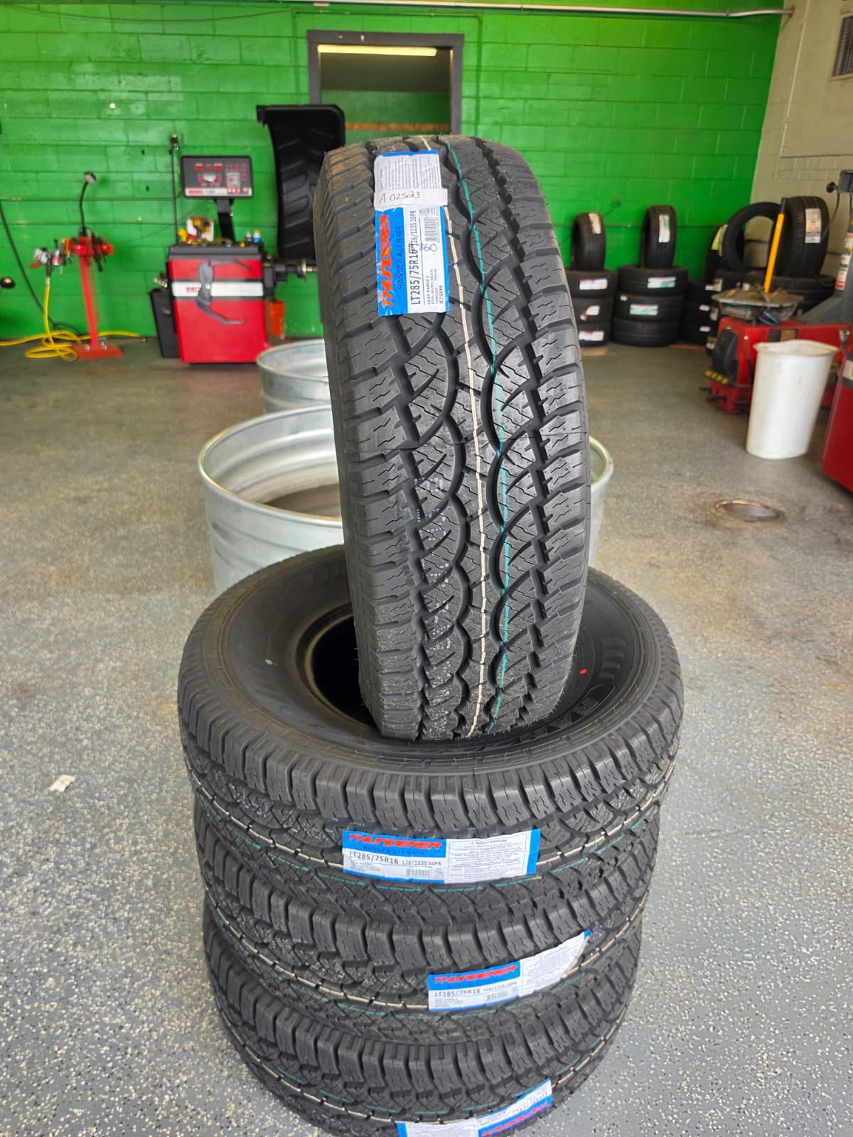 LT285/75R16 Set (4 Brand New Tires!!) Thunderer Ranger AT