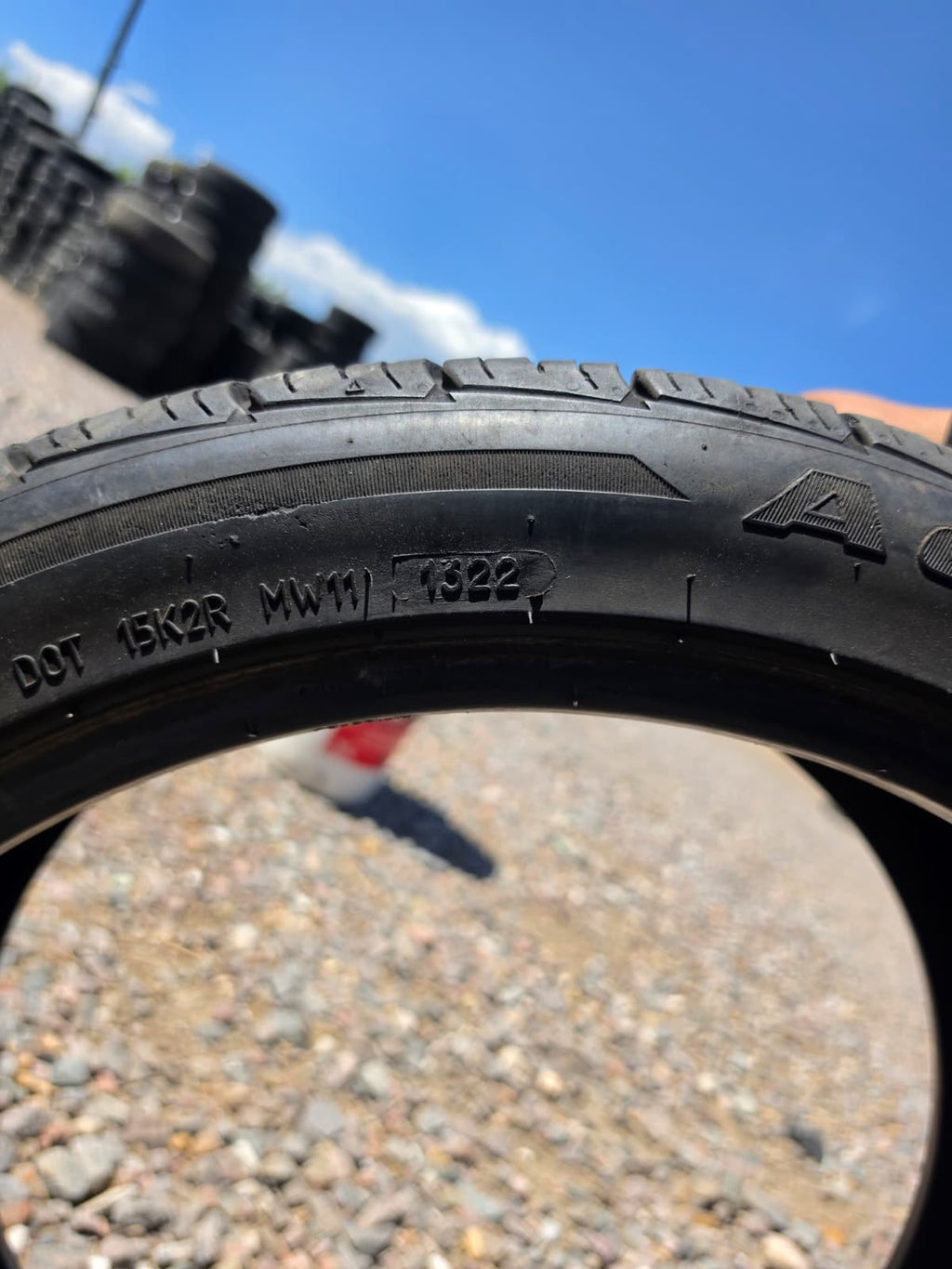 235/40R18 Single (1 Used Tire) Bfgoodrich Advantage