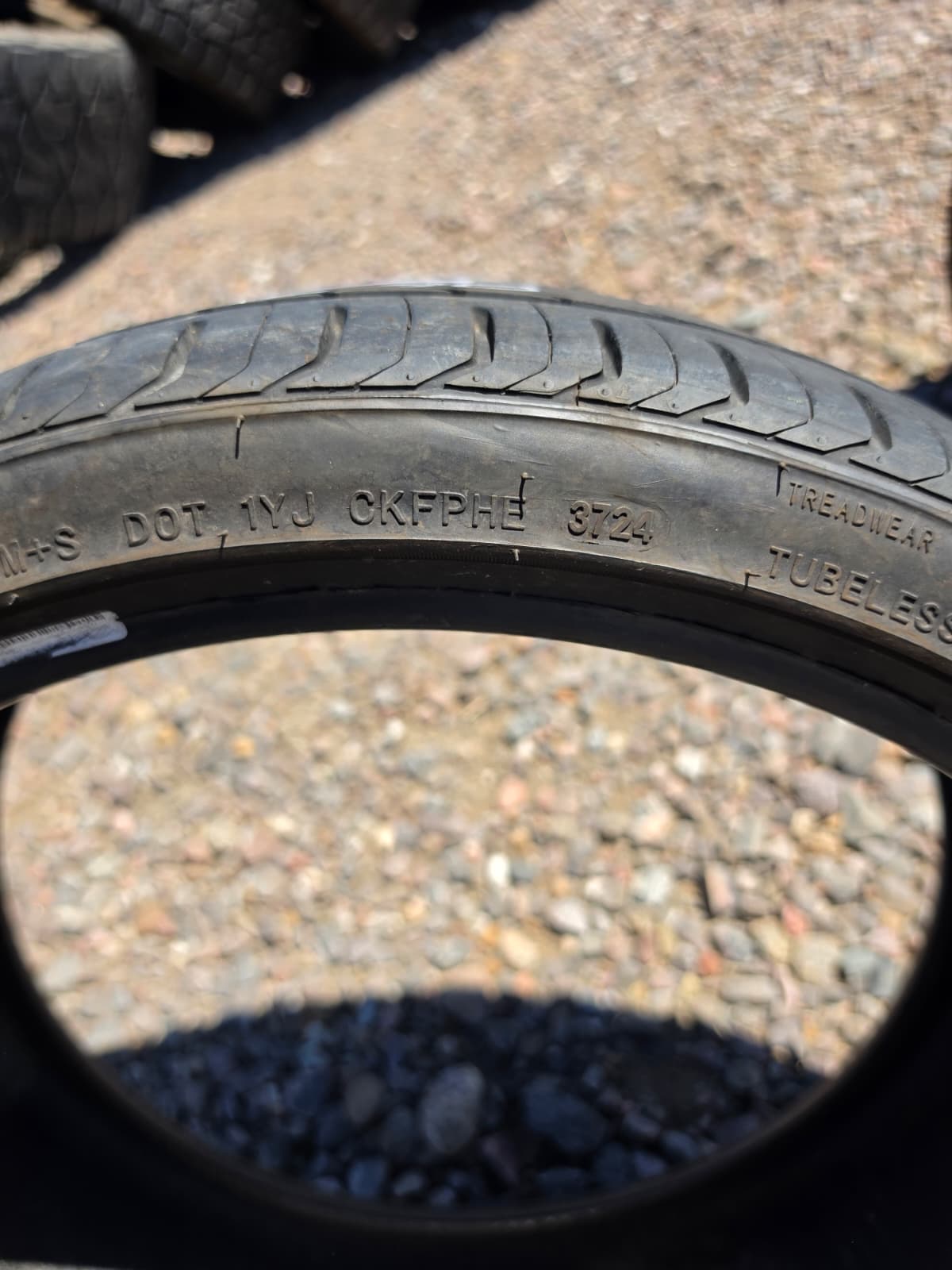 225/35R19 Single (1 Used Tire) Ironman IMove