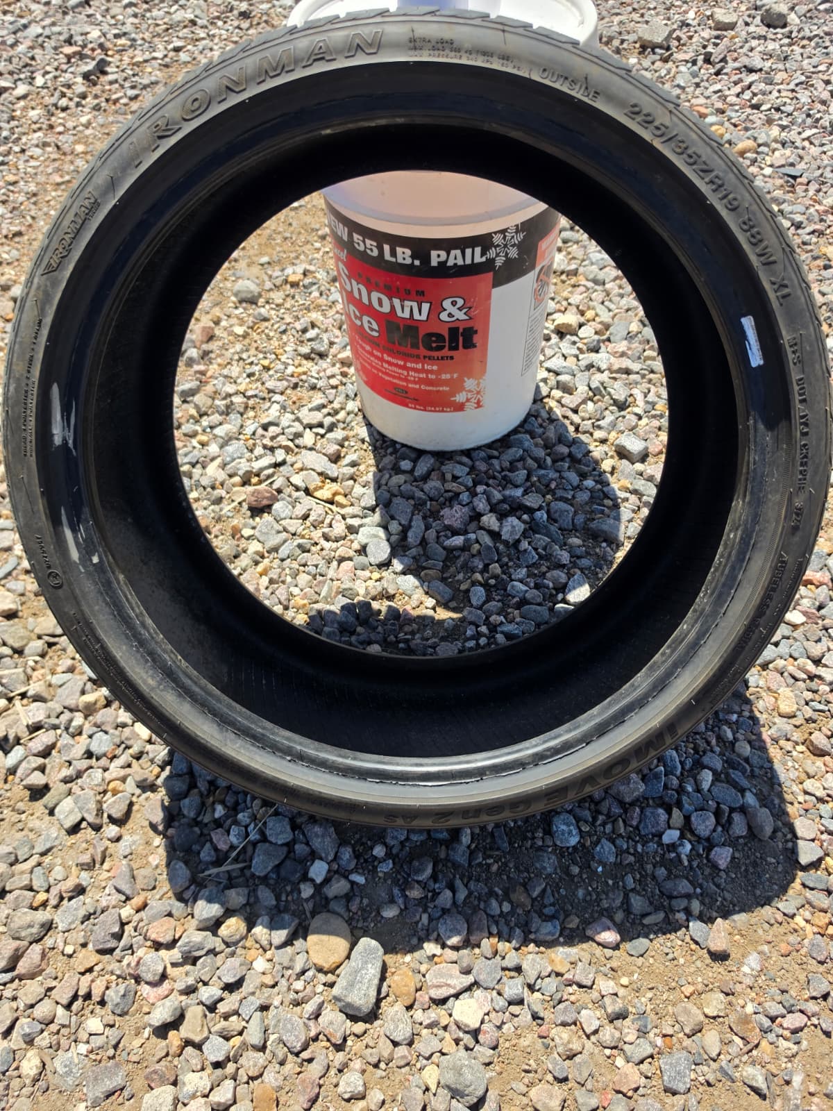 225/35R19 Single (1 Used Tire) Ironman IMove