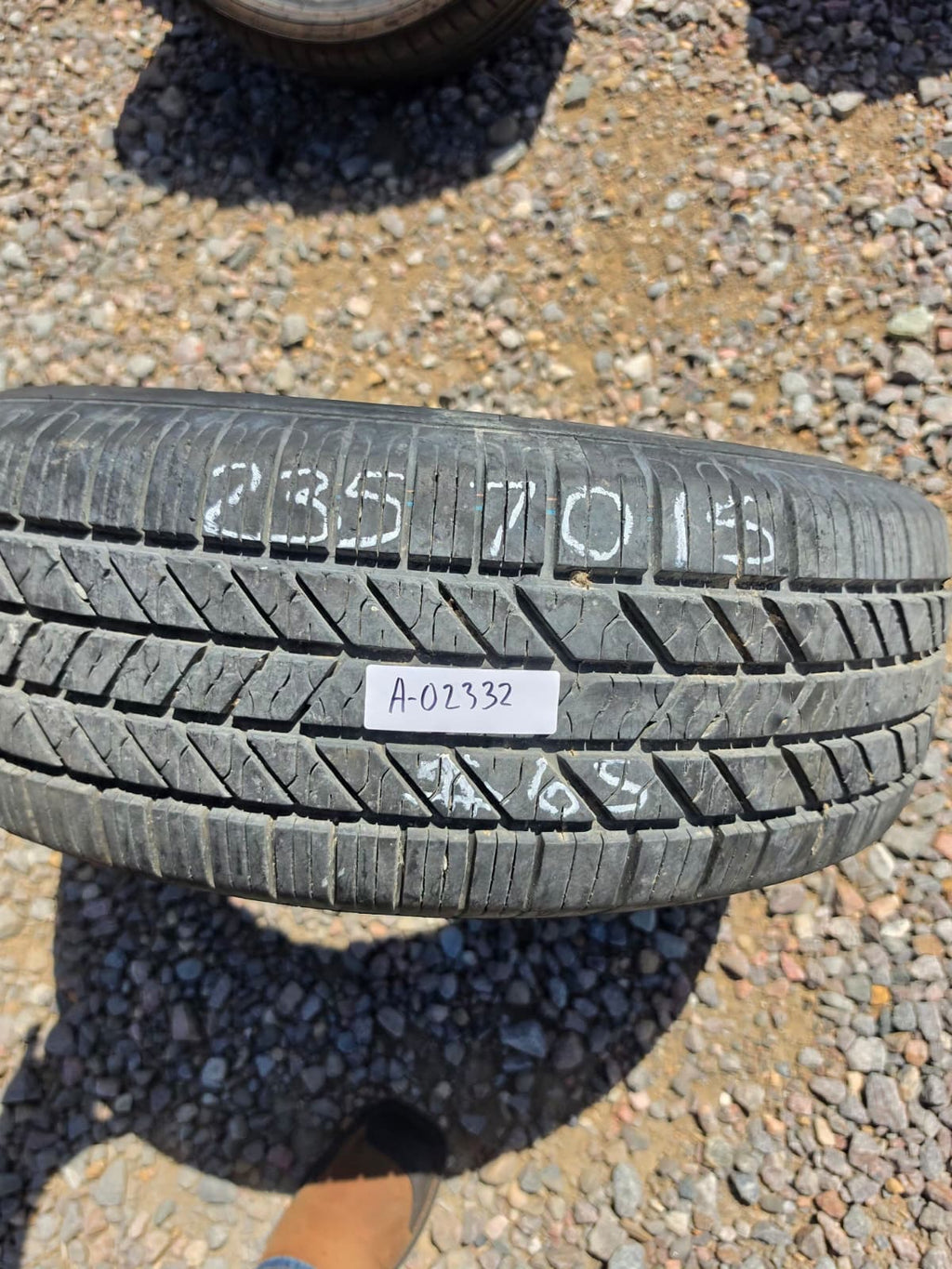 235/70R15 Single (1 Used Tire) Hankook Optimo