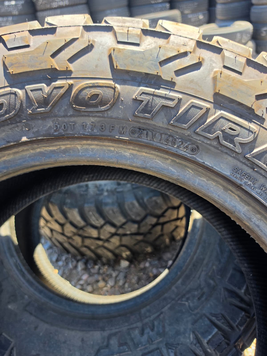 LT285/60R20 Single (1 Used Tire) Toyo Open Country