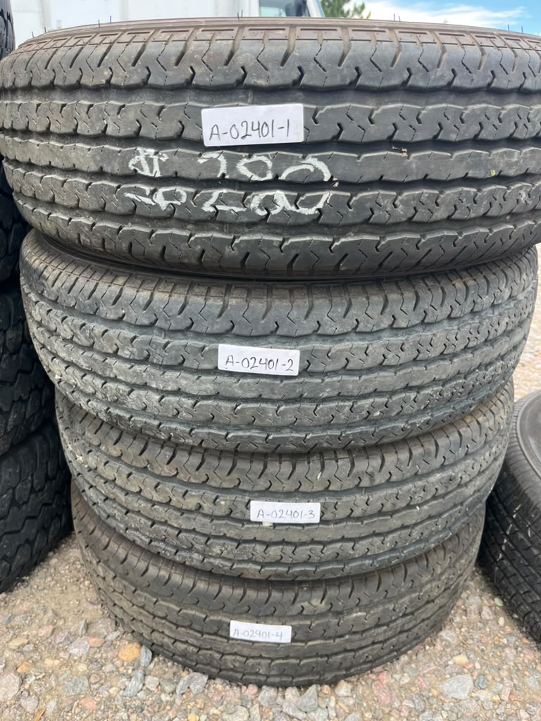 ST225/75R15 Set (4 Used Tires) ST Radial Towstar STR