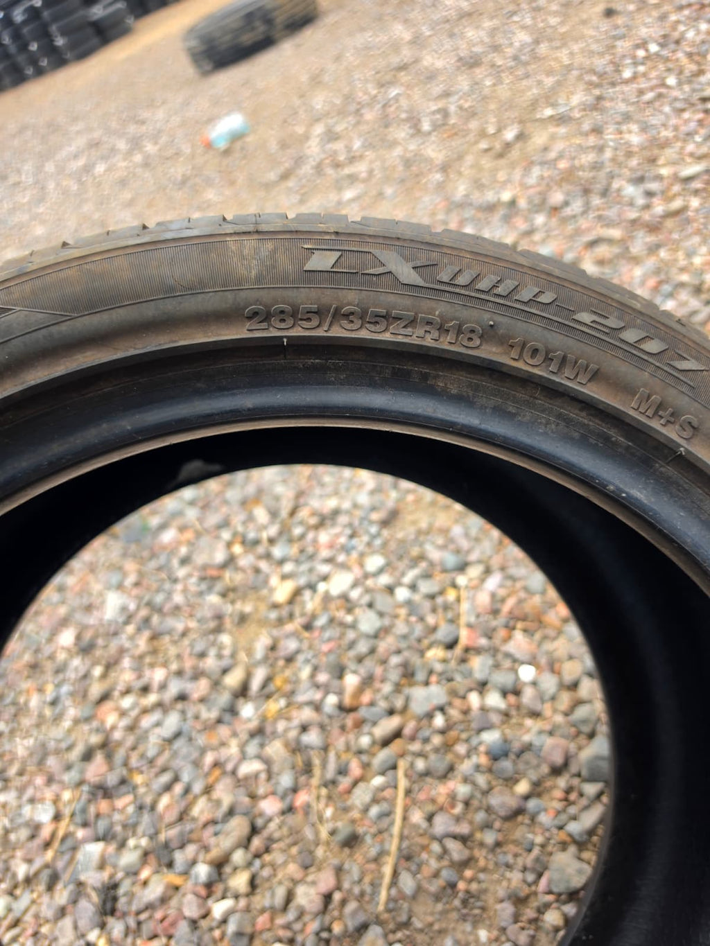 285/35ZR18 Single (1 Used Tire) Lexani Lx Uhp 207