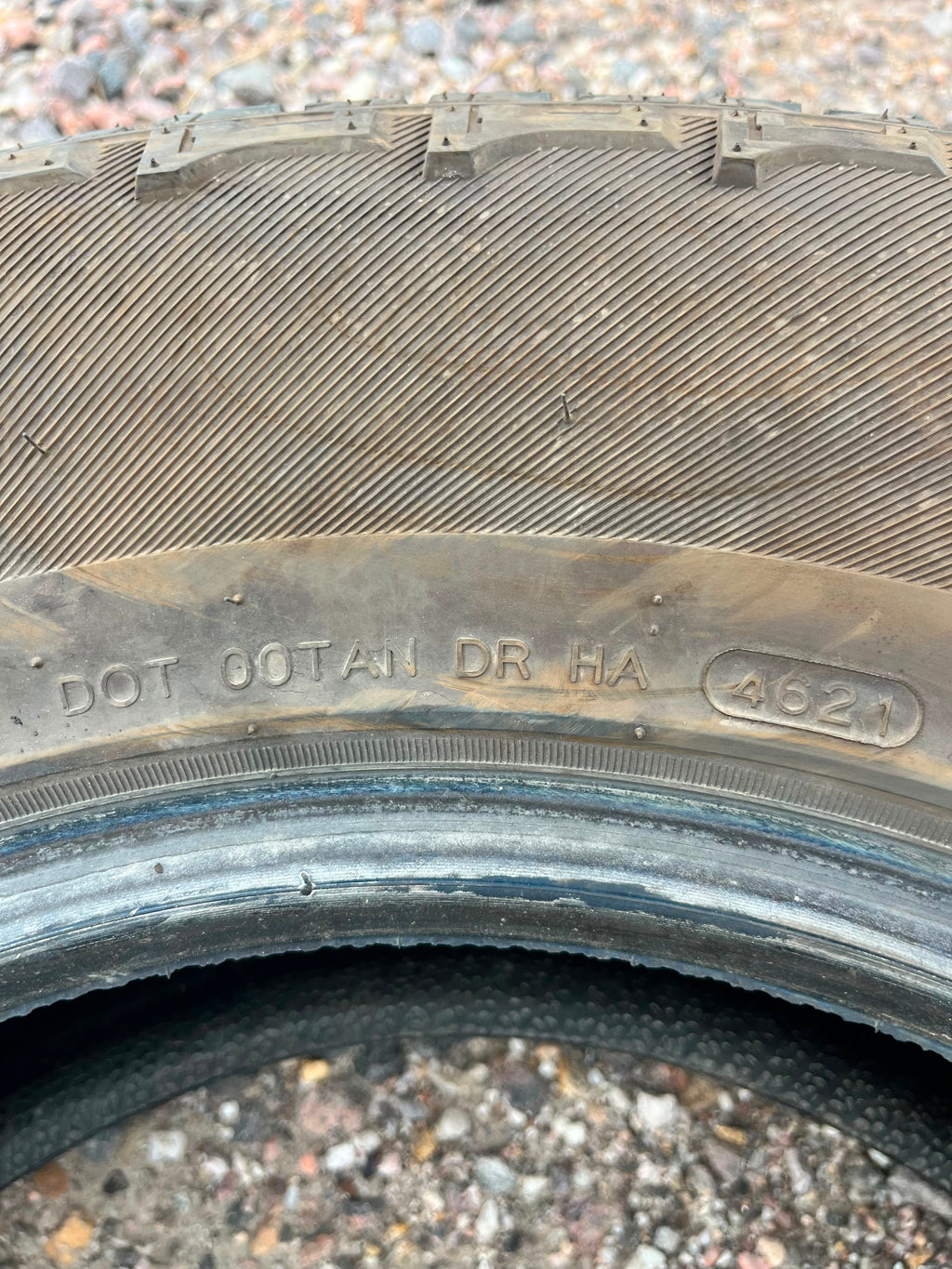 265/70R17 Pair (2 Used  Tires) Hankook Dynapro AT2