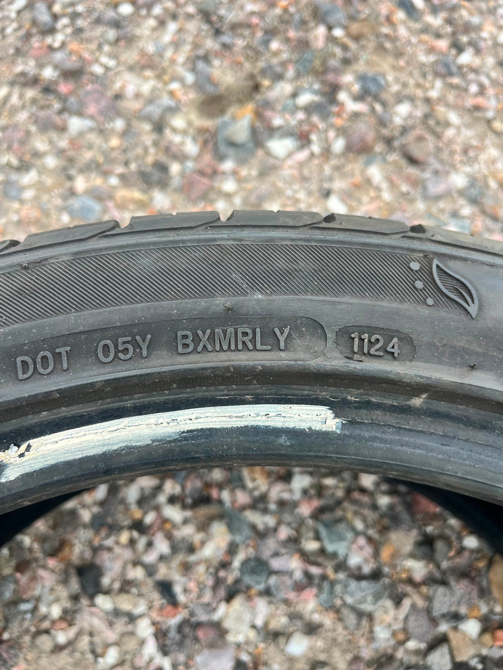 235/40R18 Pair (2 Used Tires) Sailun Atrezzo