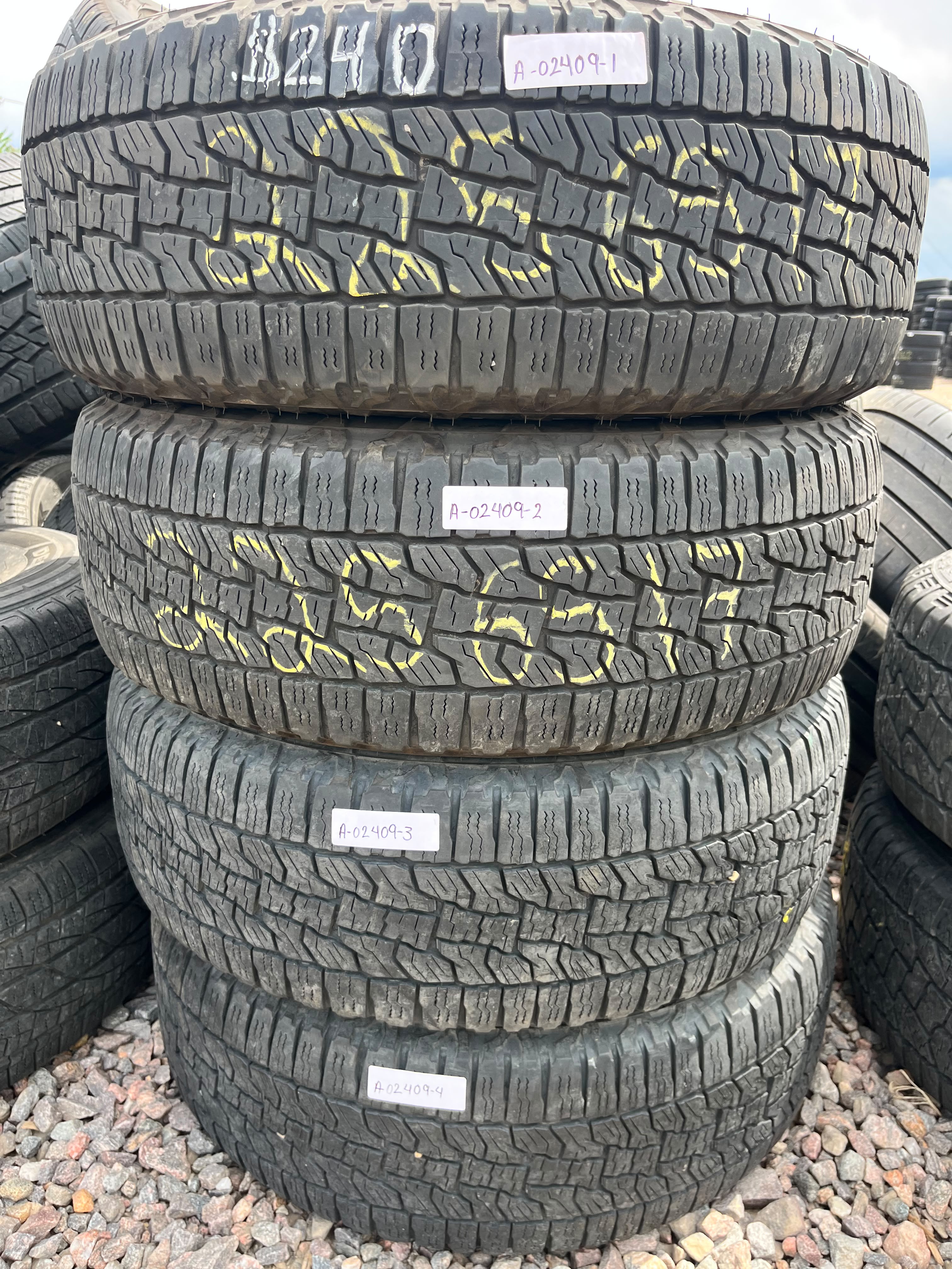 225/65R17 Set (4 Used Tires) Falken Wildpeak