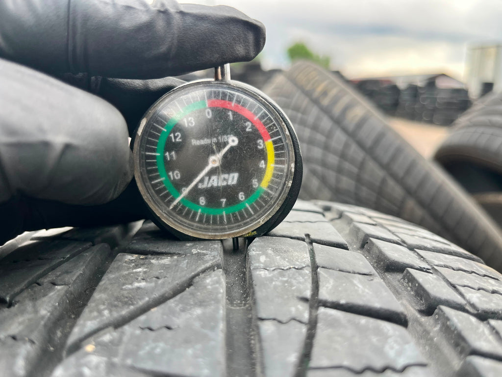 265/65R17 Single (1 Used Tire) Firestone Destination LE2