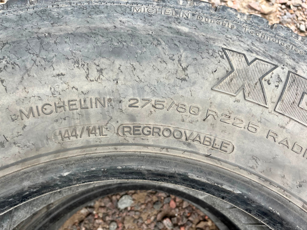 275/80R22.5 Pair (2 Used Tires) Michelin XDA 5+