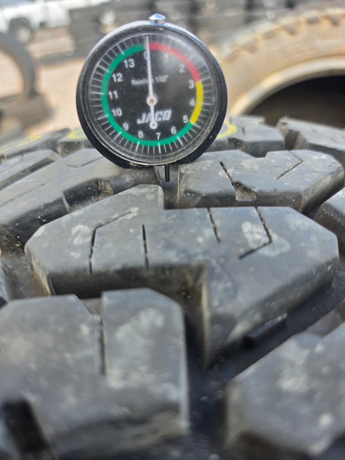 LT295/60R20 Single (1 Used Tire) Falken Wild Peak