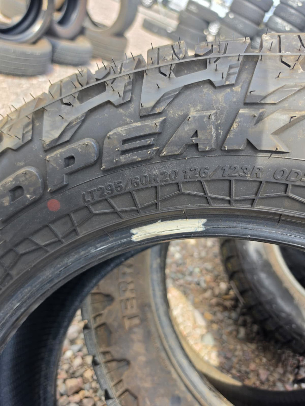 LT295/60R20 Single (1 Used Tire) Falken Wild Peak