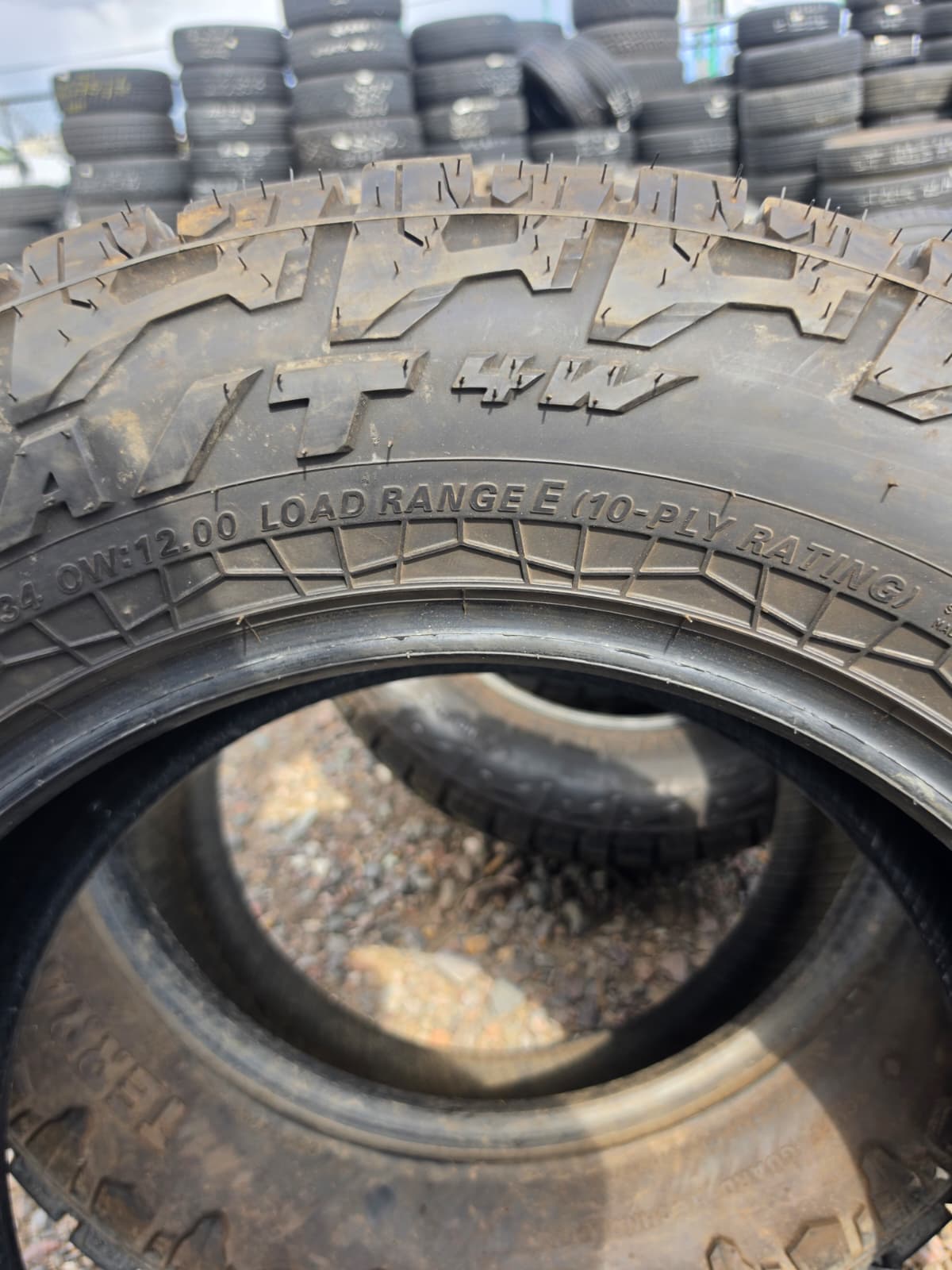 LT295/60R20 Single (1 Used Tire) Falken Wild Peak