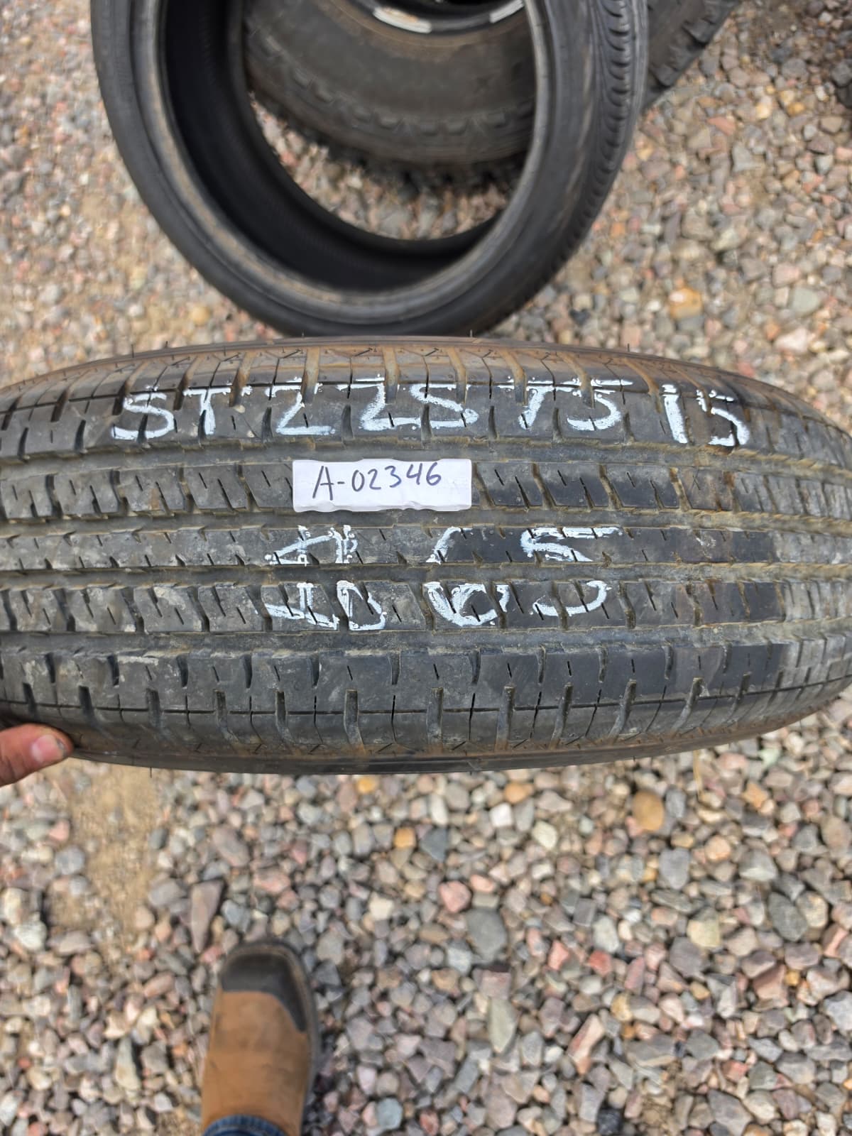 ST225/75R15 Single (1 Used Tire) Free Country D207 Pro