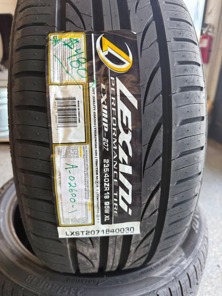 235/40R18 Set (4 Brand New Tires!!) Lexani LXUHP 207