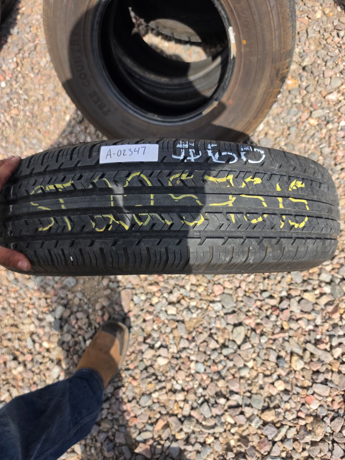 ST225/75R15 Single (1 Used Tire) HiSpec Oracle