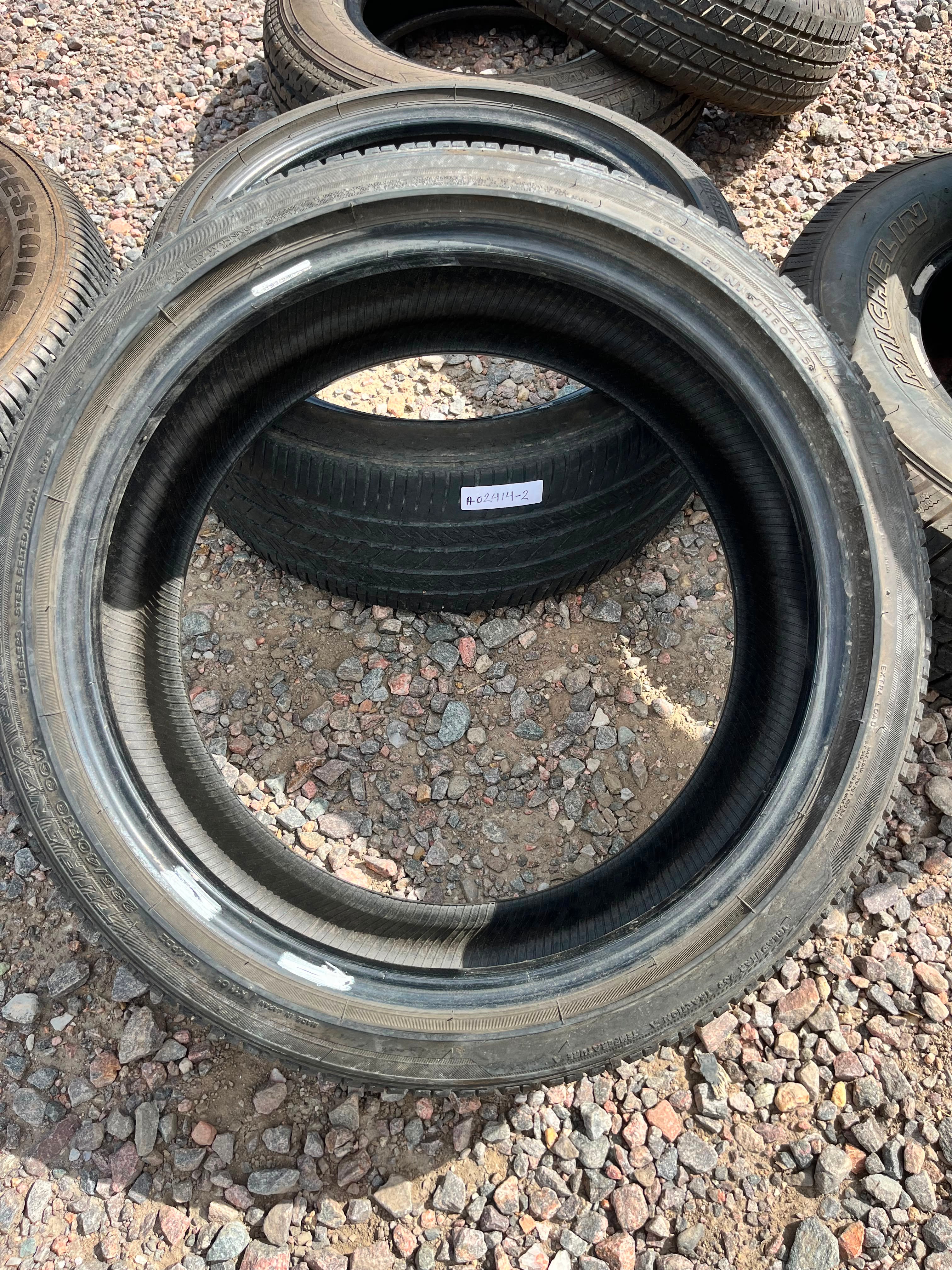 235/40R19 Pair (2 Used Tires) Bridgestone Turanza