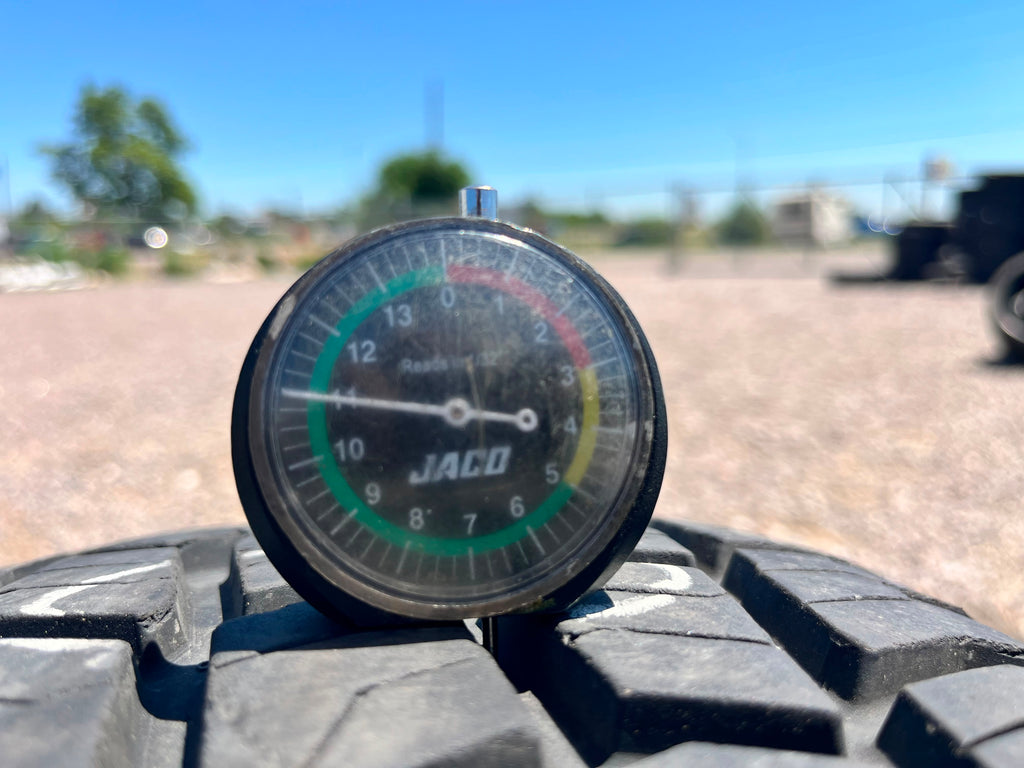 LT265/75R16 Single (1 Used Tire) Mastercraft Stratus