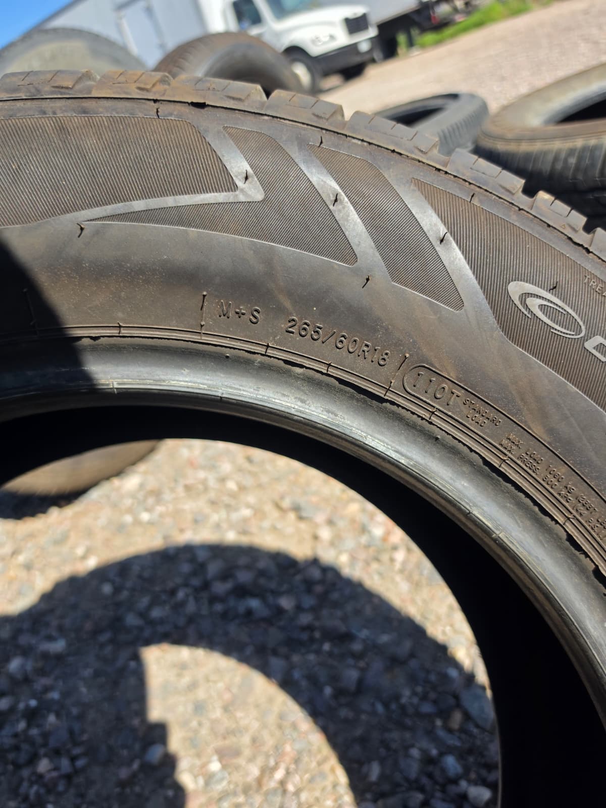 265/60R18 Single (1 Used Tire) Cooper Endeavor