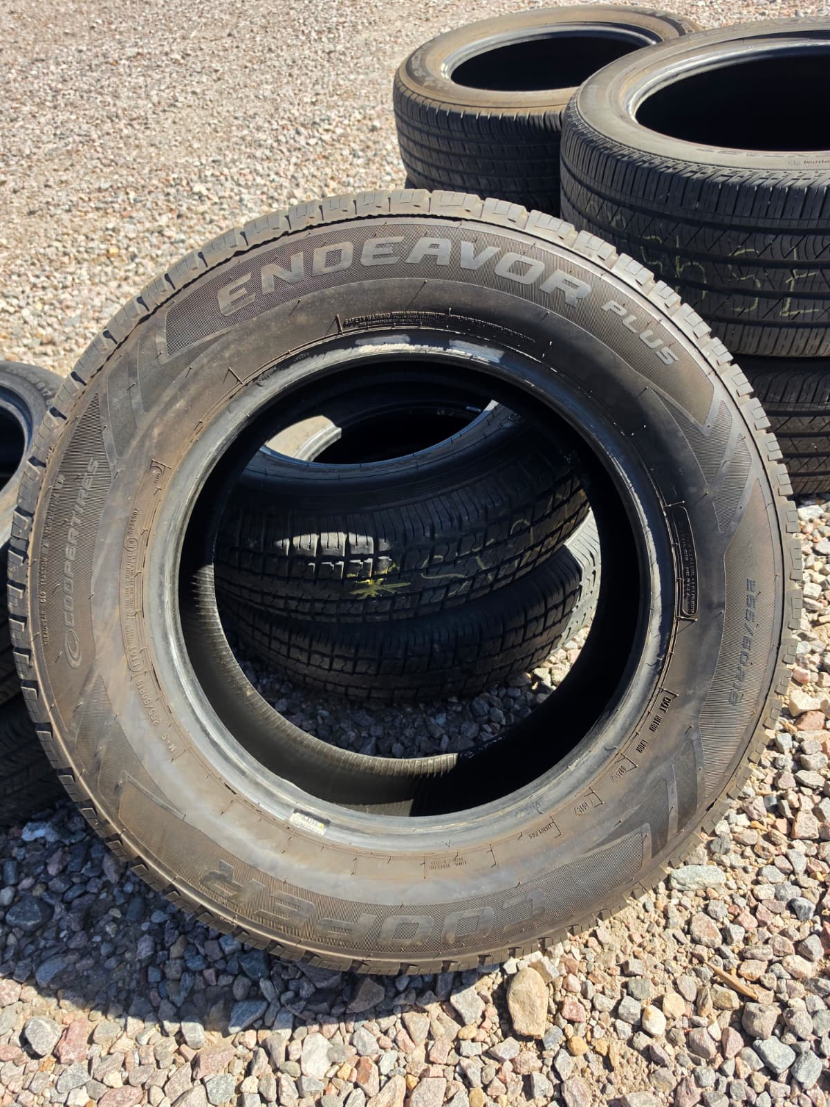 265/60R18 Single (1 Used Tire) Cooper Endeavor