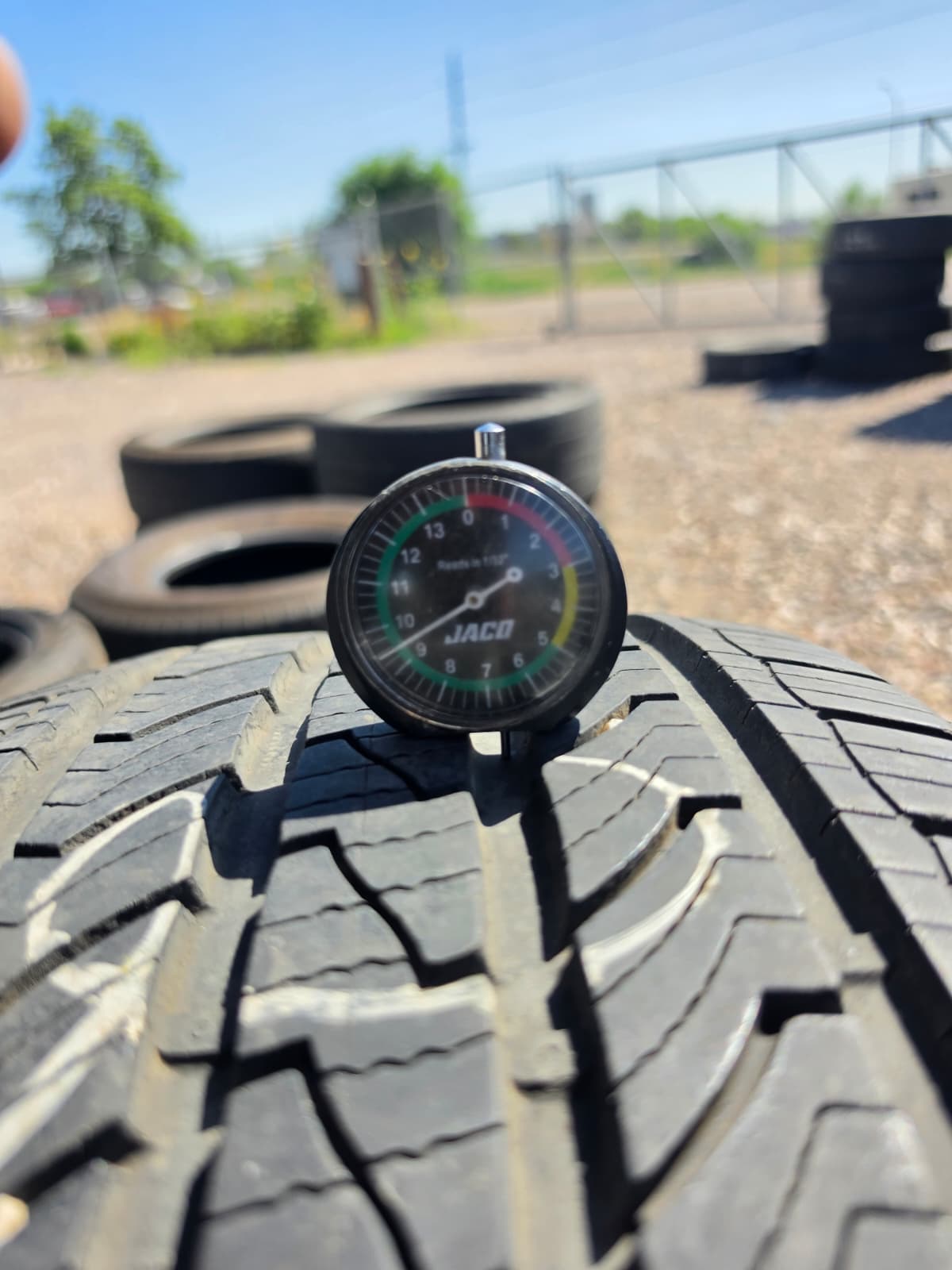 265/60R18 Single (1 Used Tire) Cooper Endeavor