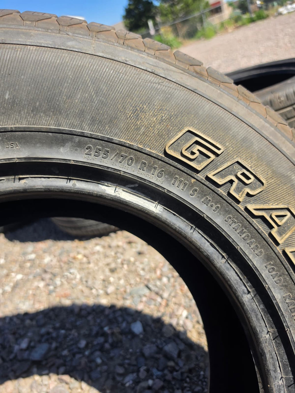 255/70R16 Single (1 Used Tire) General Grabber Stx2