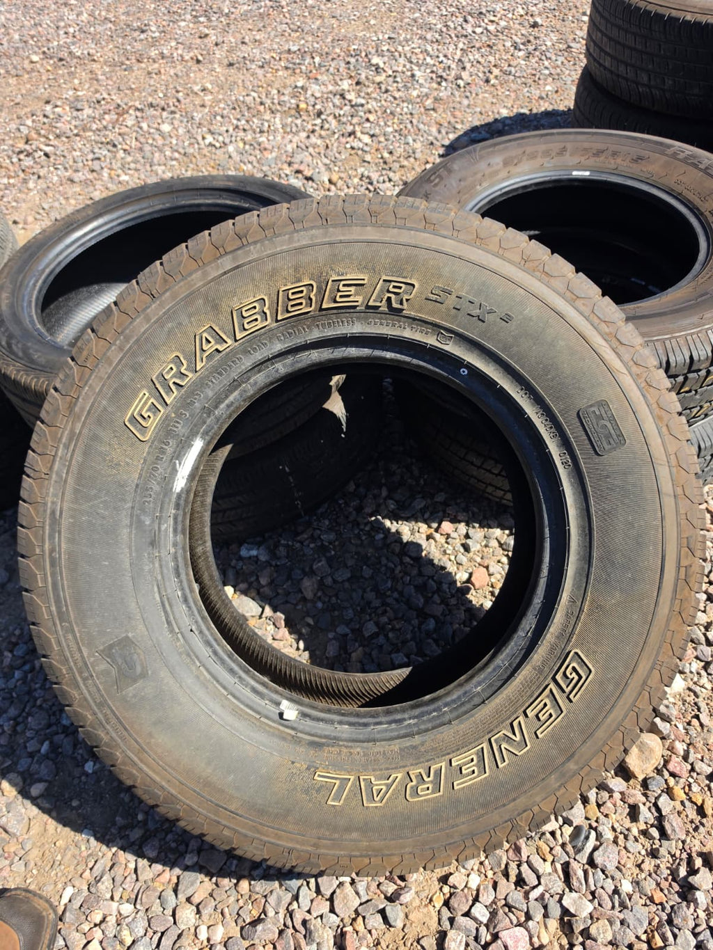 255/70R16 Single (1 Used Tire) General Grabber Stx2