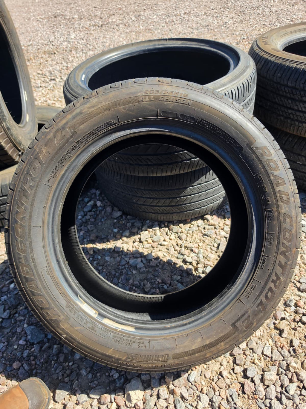 205/55R16 Single (1 Used Tire) Dean Tires Road Control