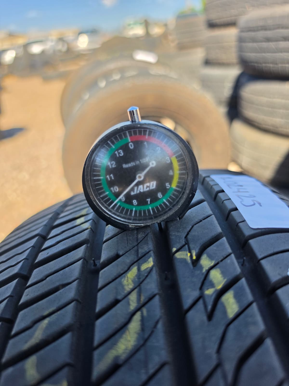 195/50R16 Single (1 Used Tire) Kumho Ecsta
