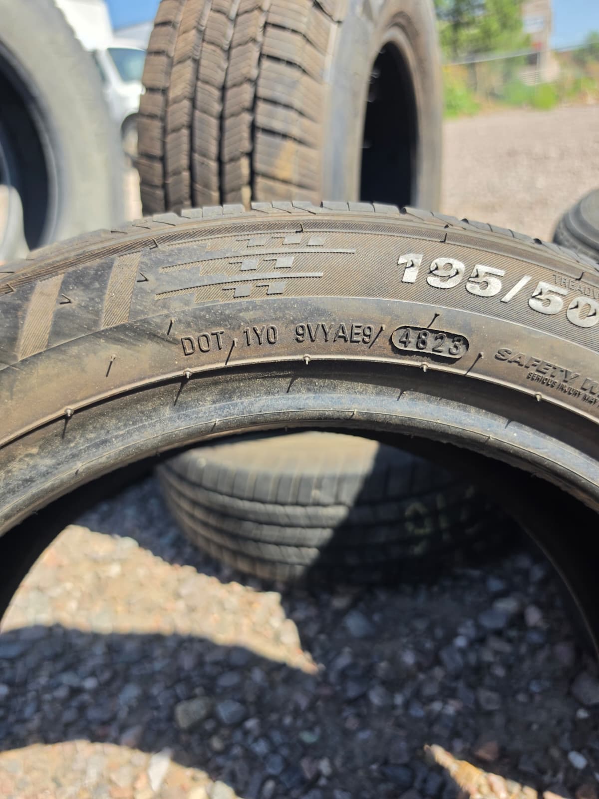 195/50R16 Single (1 Used Tire) Kumho Ecsta