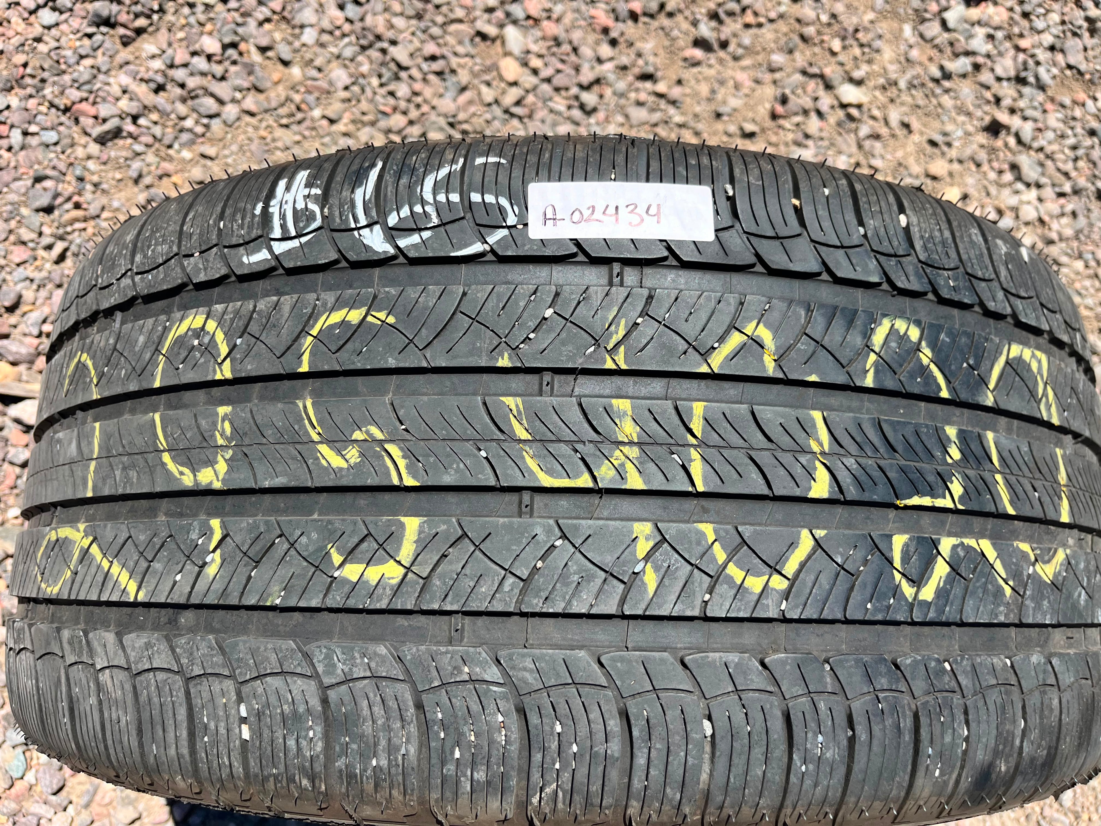 295/40R20 Single (1 Used Tire) Michelín Latitude Tour HP