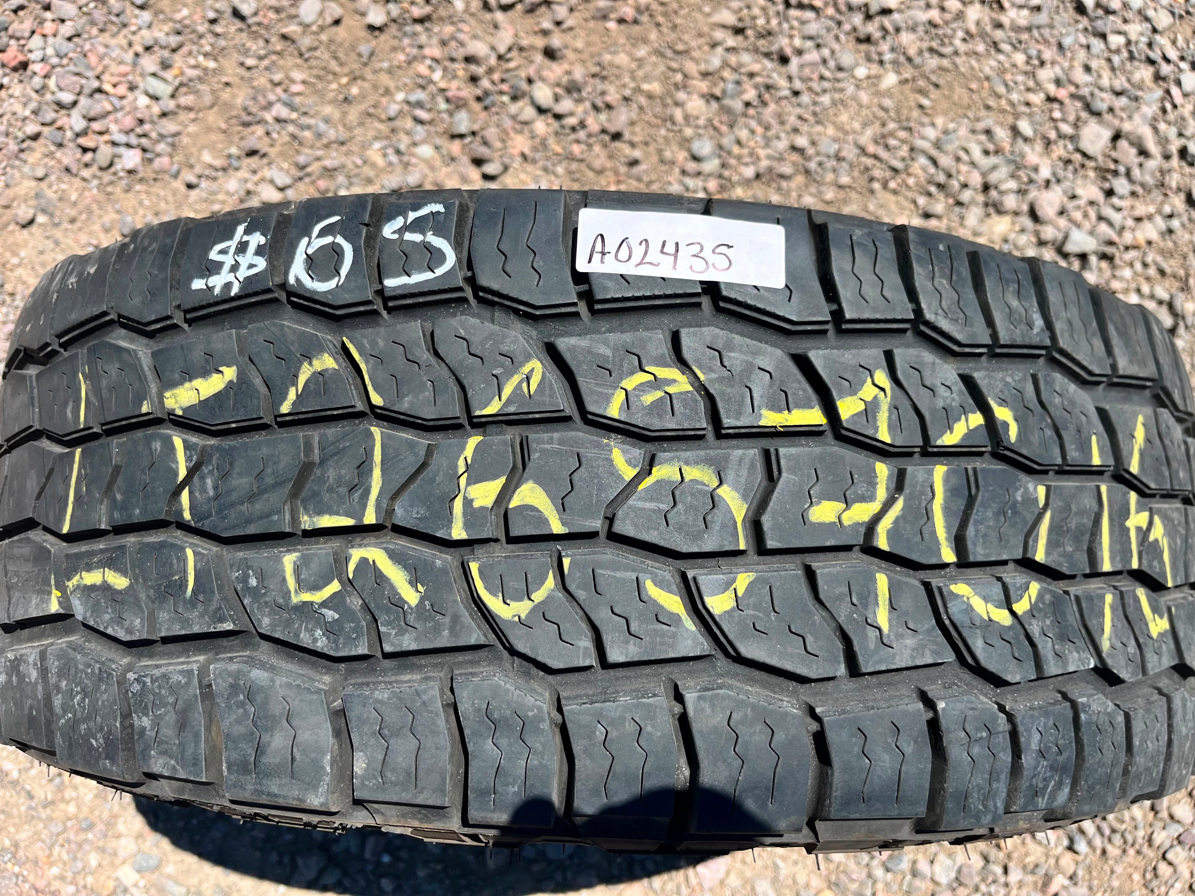LT265/70R16 Single (1 Used Tire) Cooper Discoverer