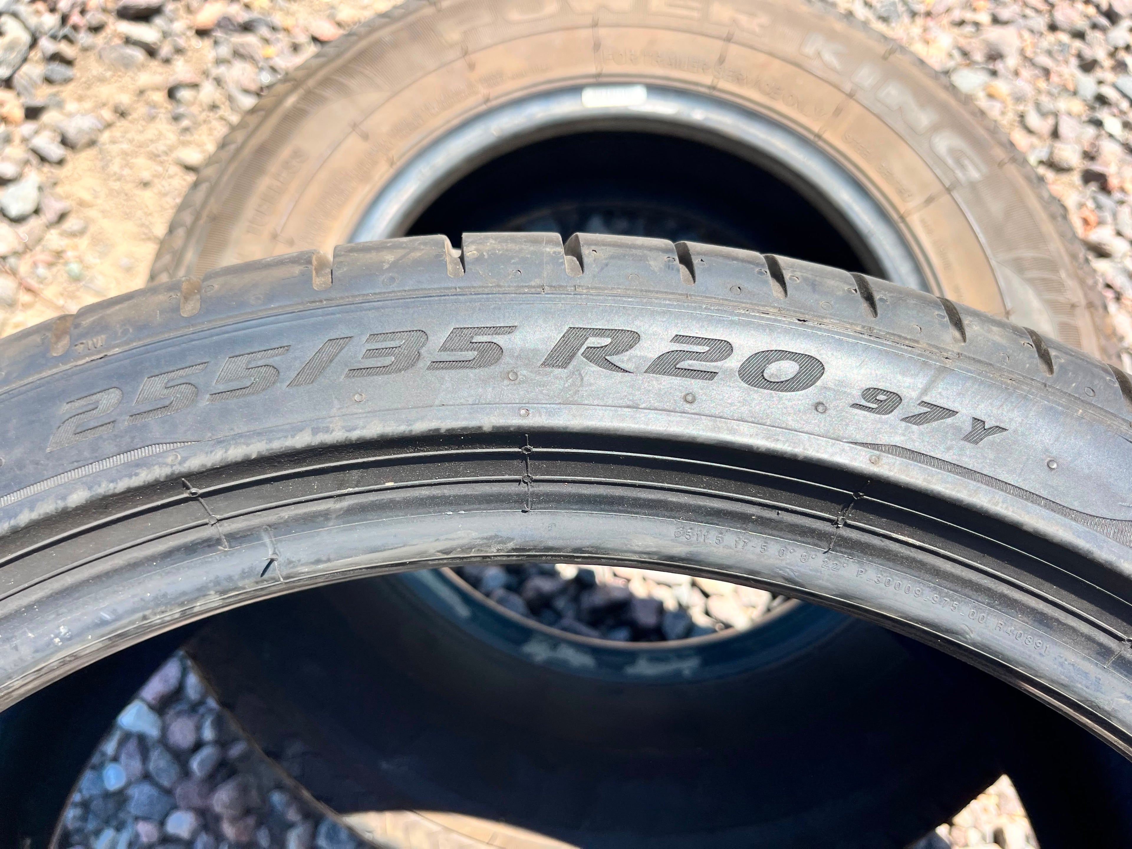 255/35R20 Single (1 Used Tire) Pirelli P Zero