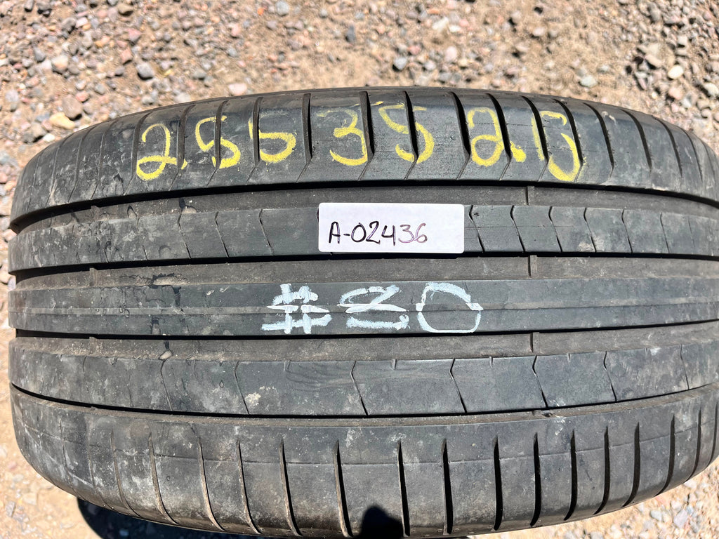 255/35R20 Single (1 Used Tire) Pirelli P Zero