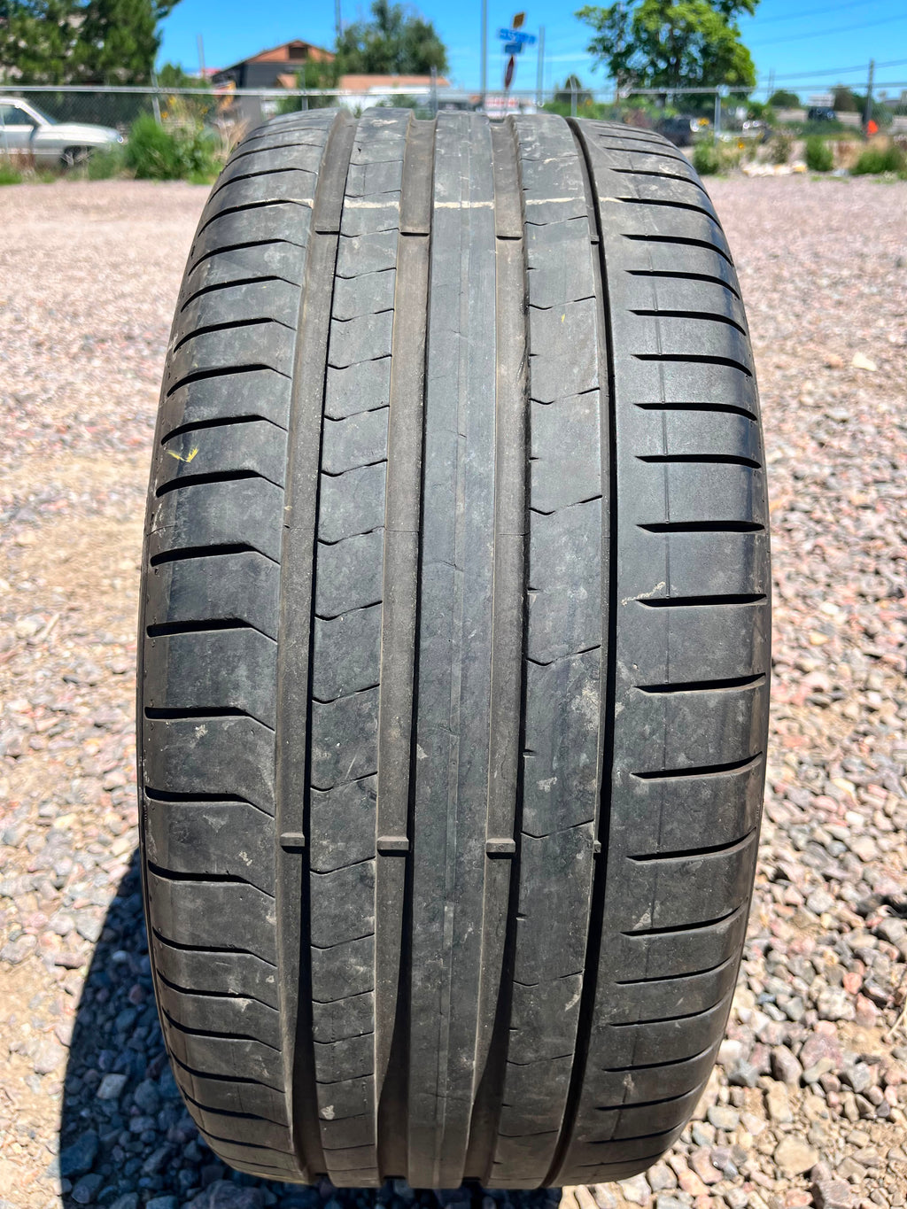 255/35R20 Single (1 Used Tire) Pirelli P Zero