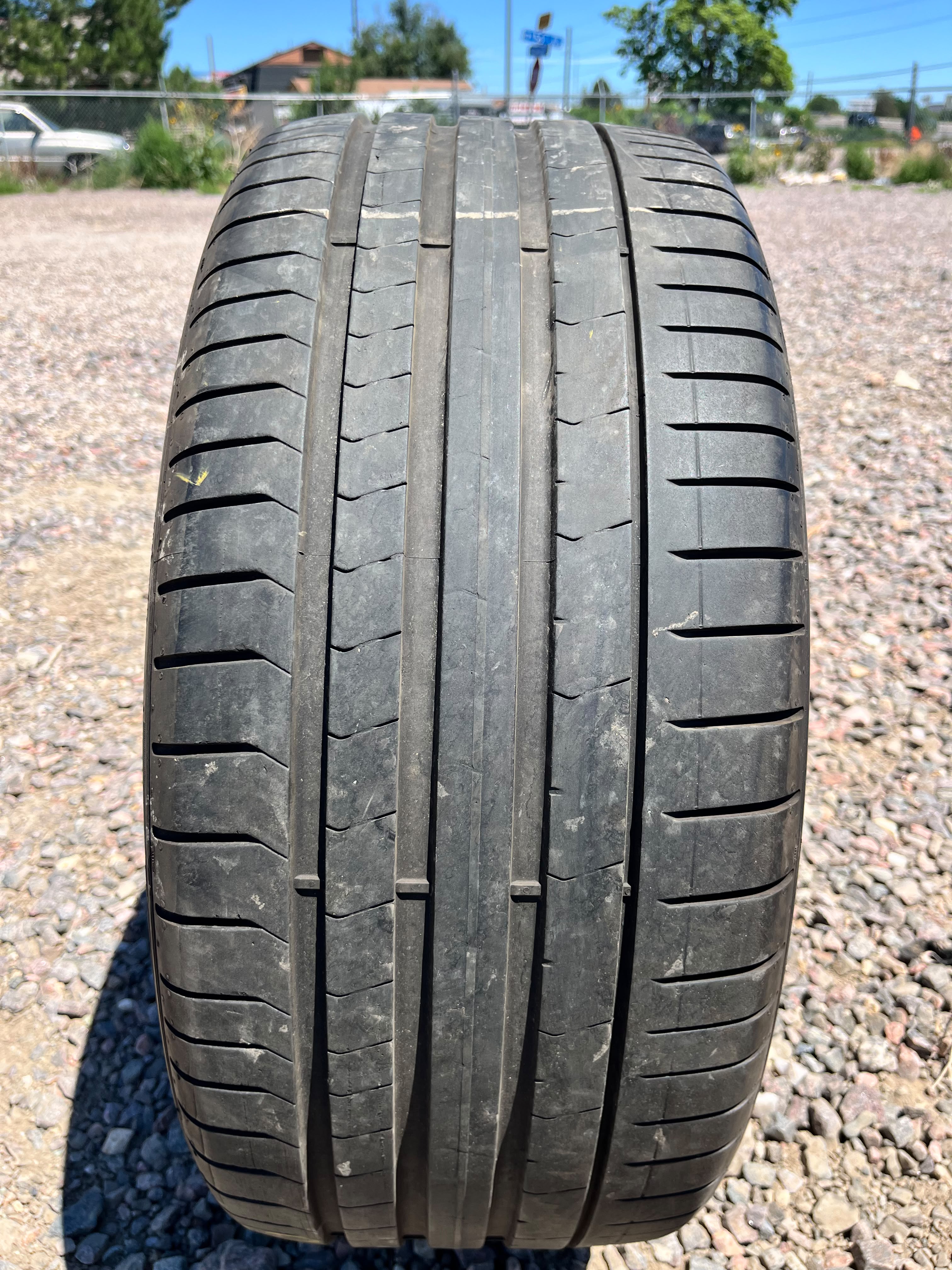 255/35R20 Single (1 Used Tire) Pirelli P Zero