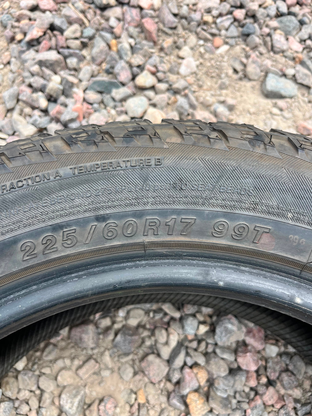 225/60R17 Single (1 Used Tire)Yokohama Geolandar
