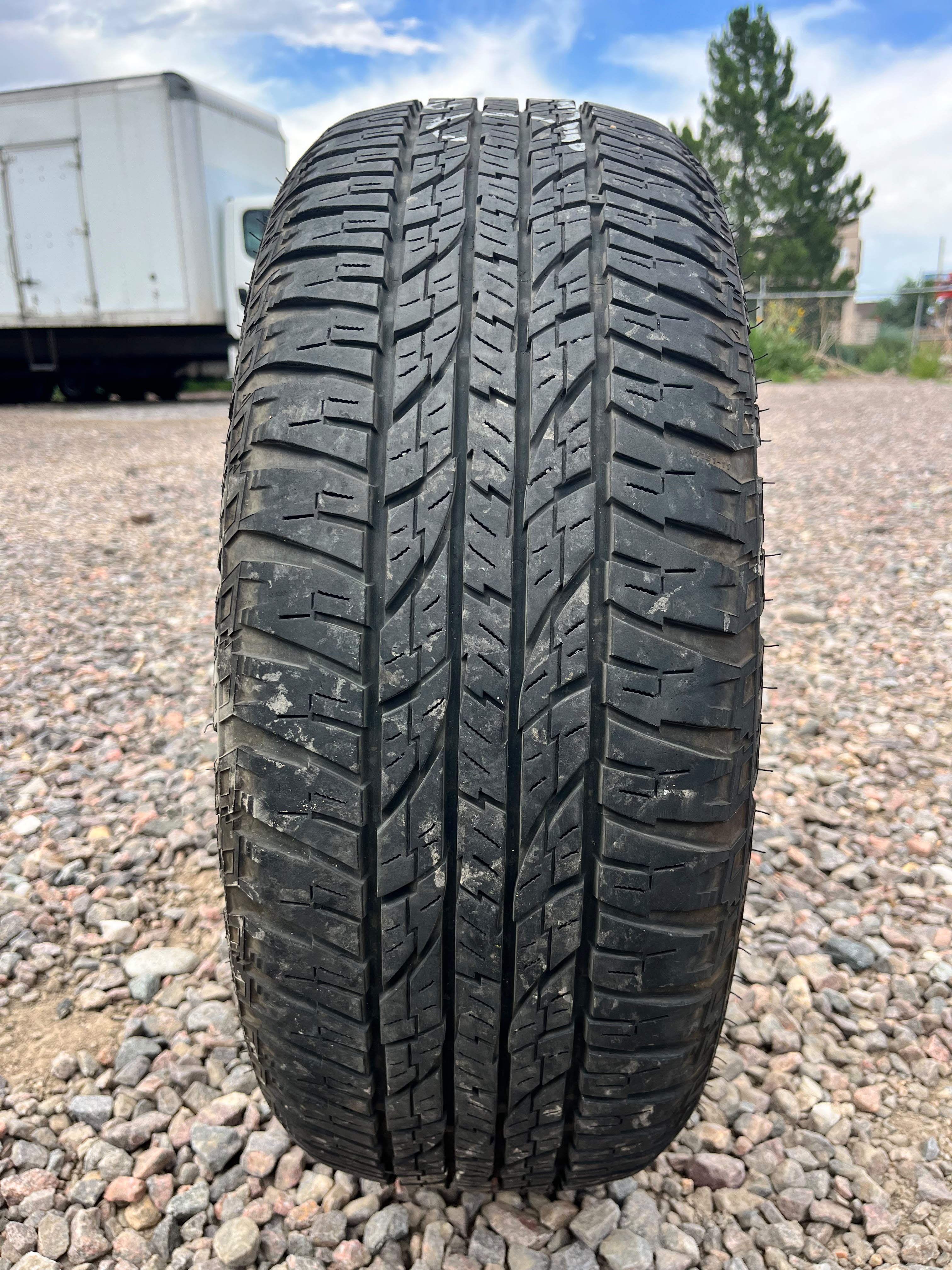 225/60R17 Single (1 Used Tire)Yokohama Geolandar