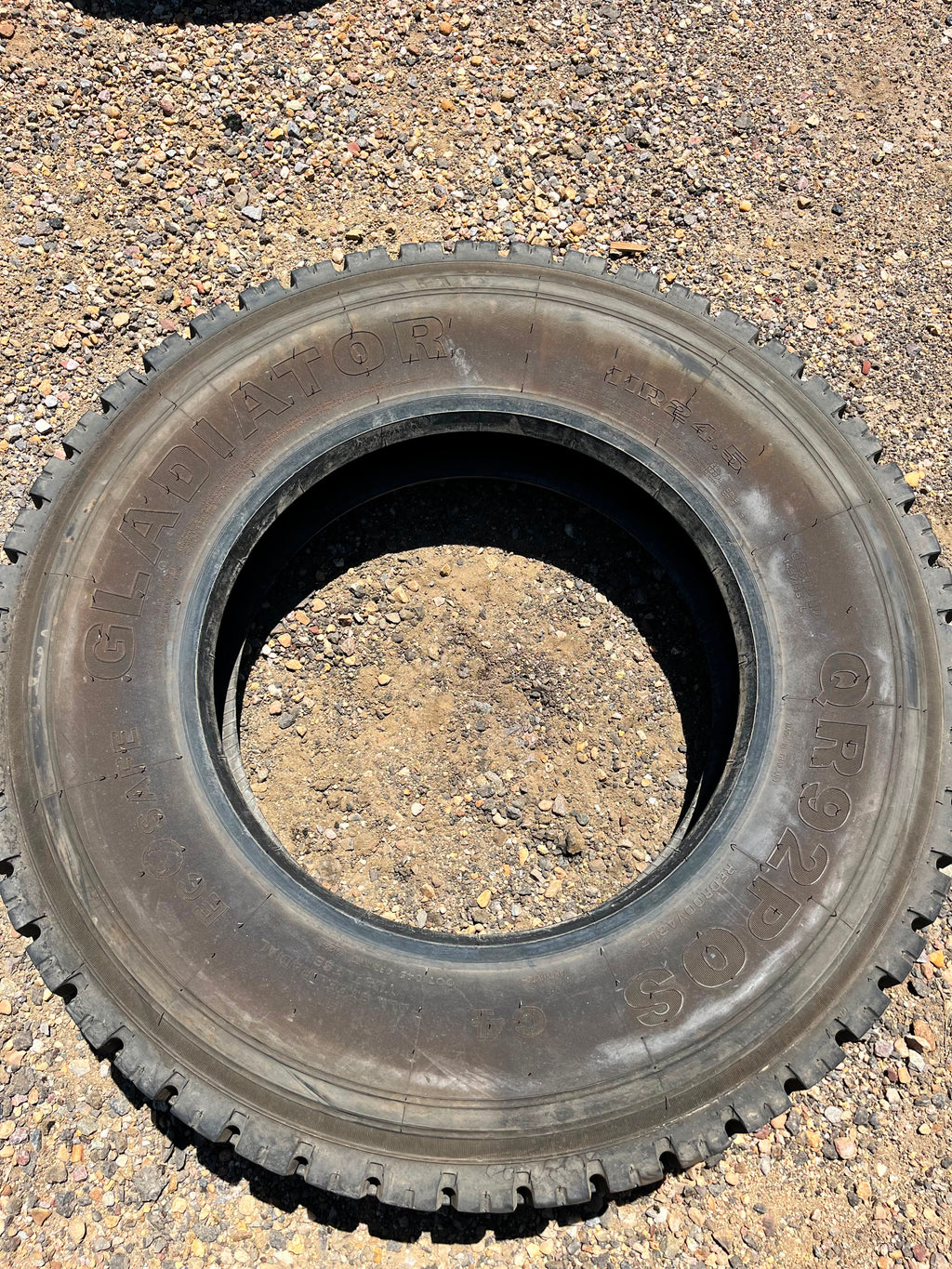 11R24.5 Single (1 Used Tire) Gladiator Qr92pos