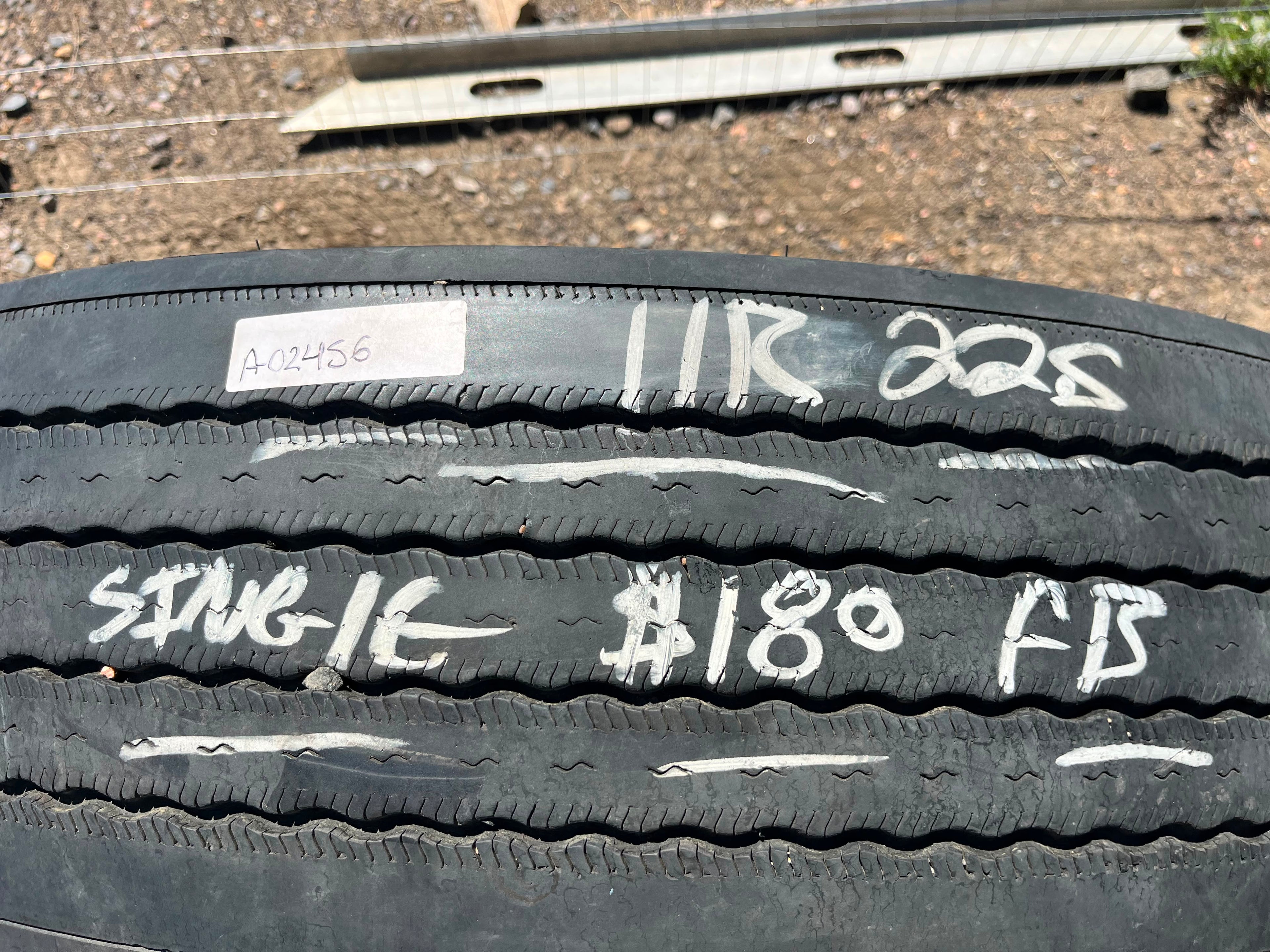 11R22.5 Single (1 Used Tire) Michelin X Line Energy